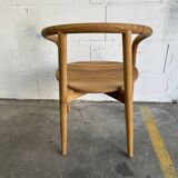 Chaise curbée avec assise ronde