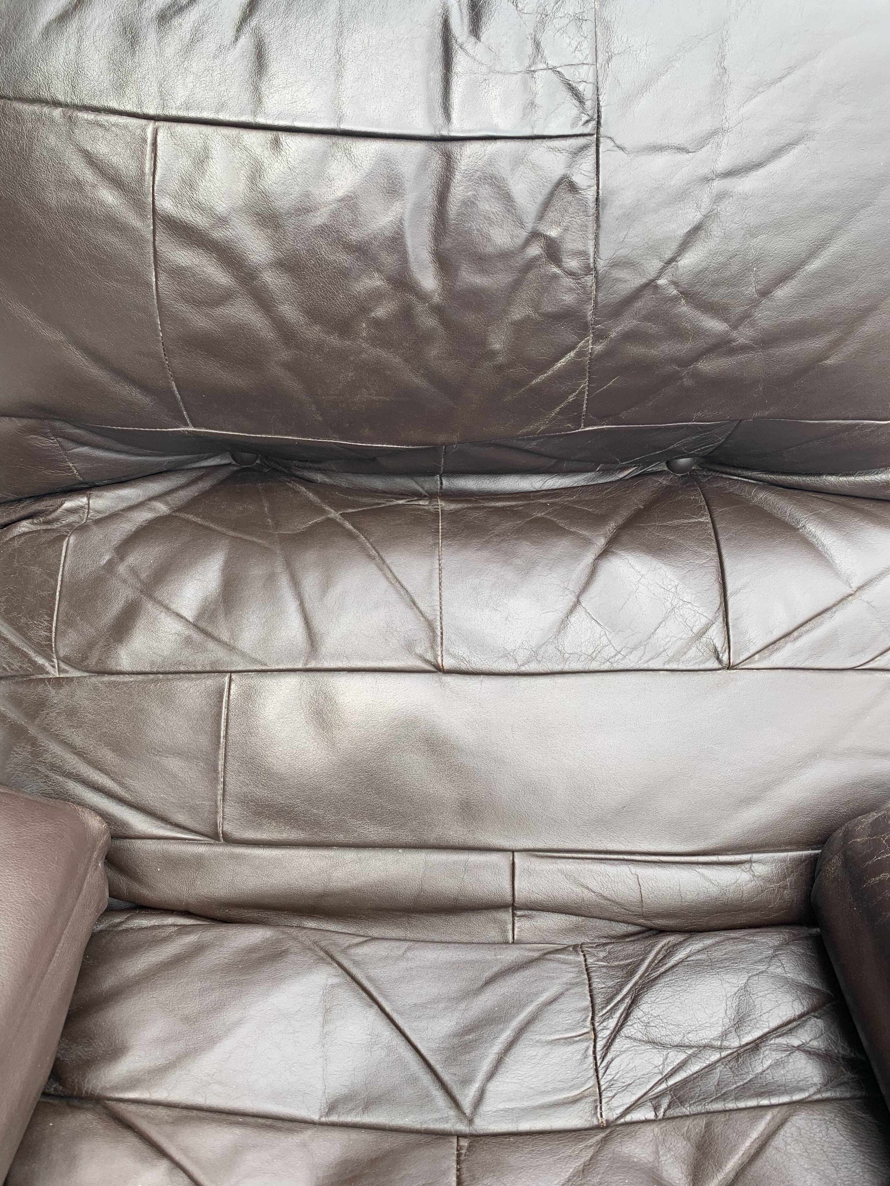 Pair of armchairs and ottoman leather Marsala by Michel Ducaroy for Ligne Roset 1970