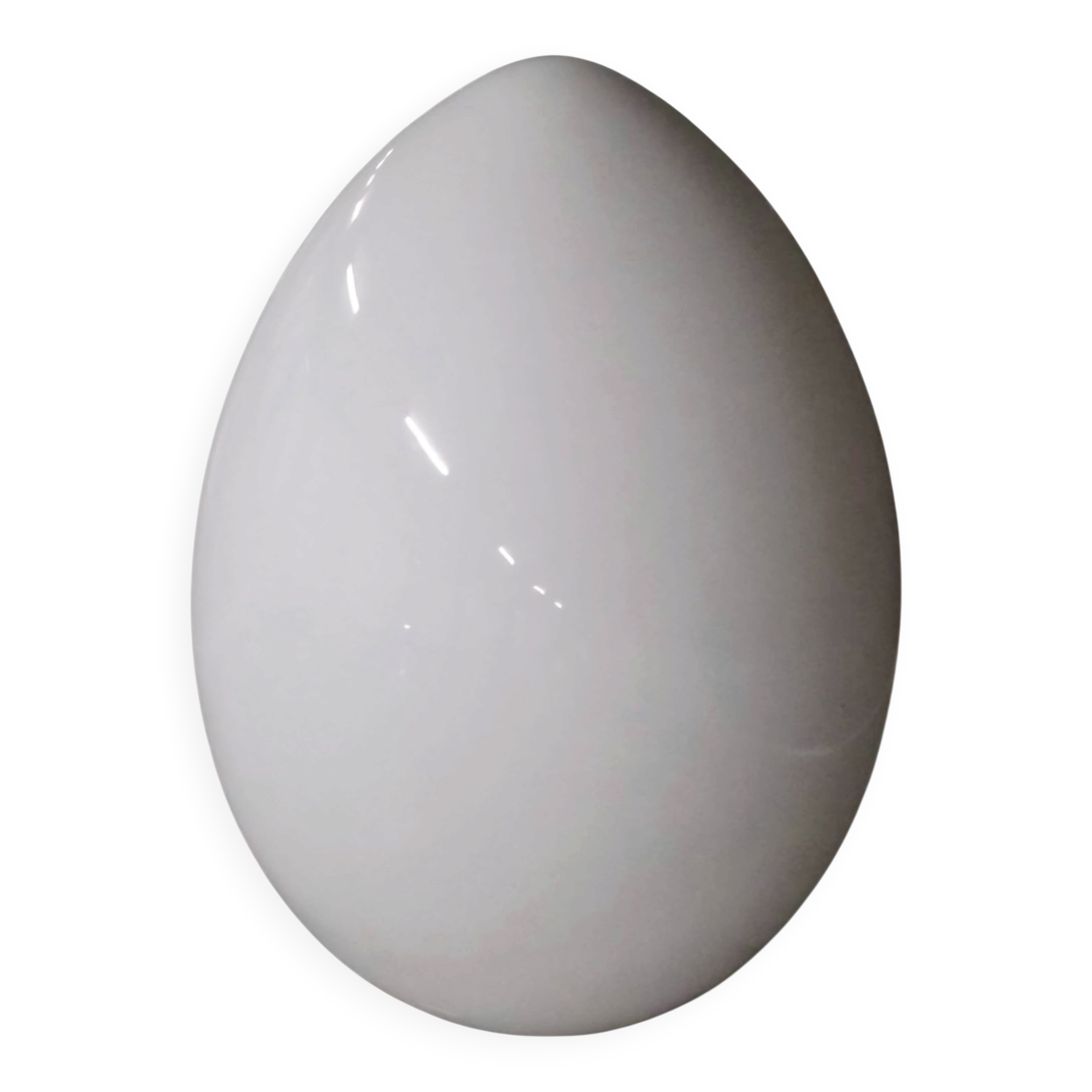 Opaline Egg Lamp in Blown Glass – Circa 1970