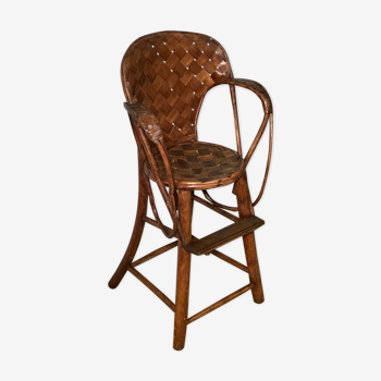 Child chair in chestnut