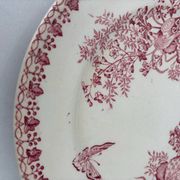 Assiette plate ancienne terre de fer rose Onnaing | Faïence française