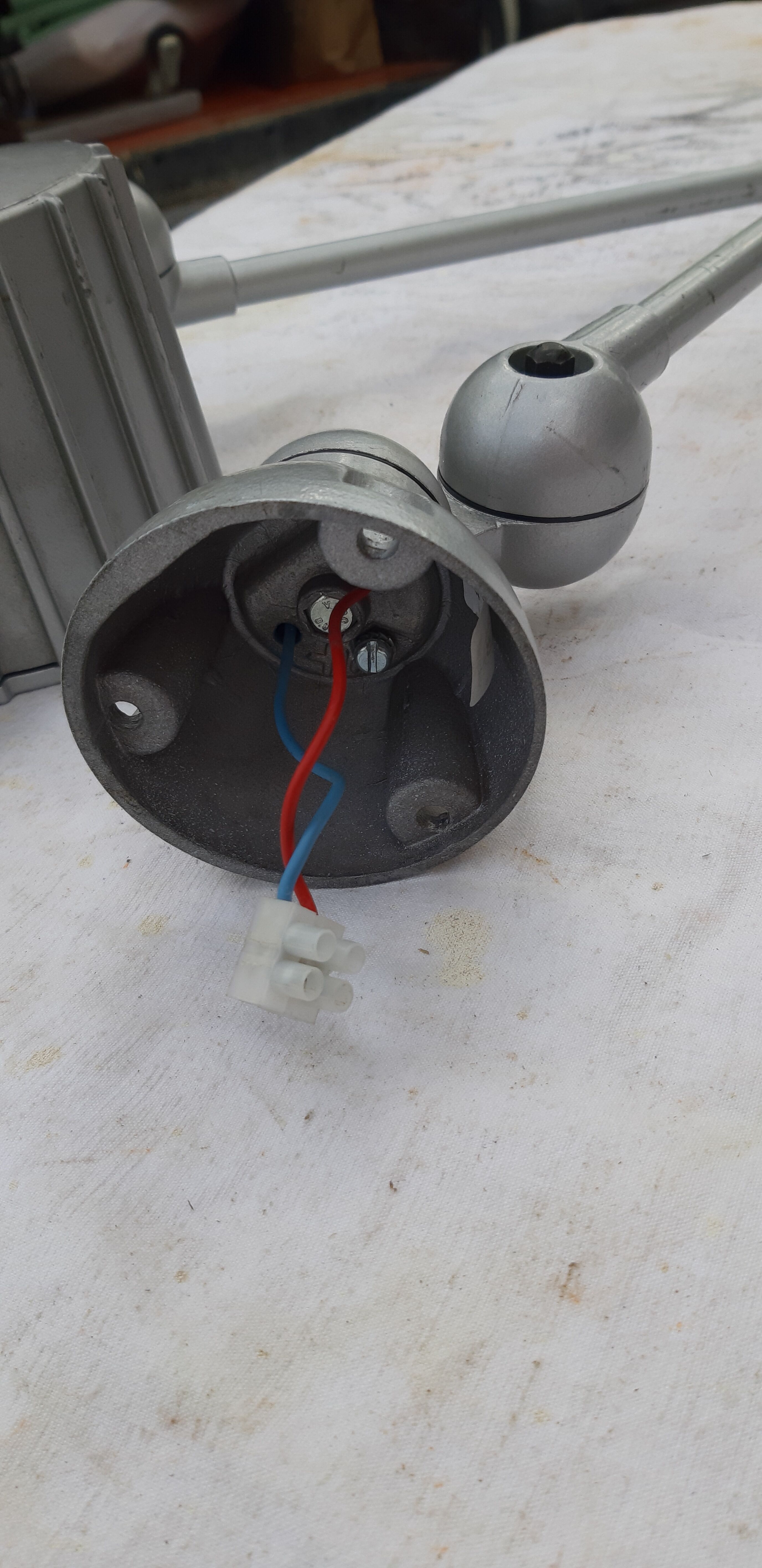 Pair of lamps Jielde