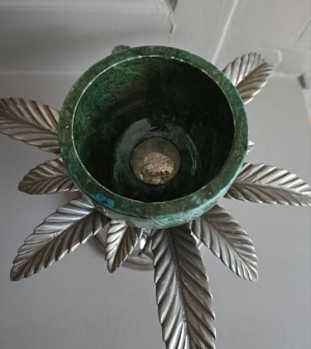 Oeuf en marbre et bronze, Art Déco