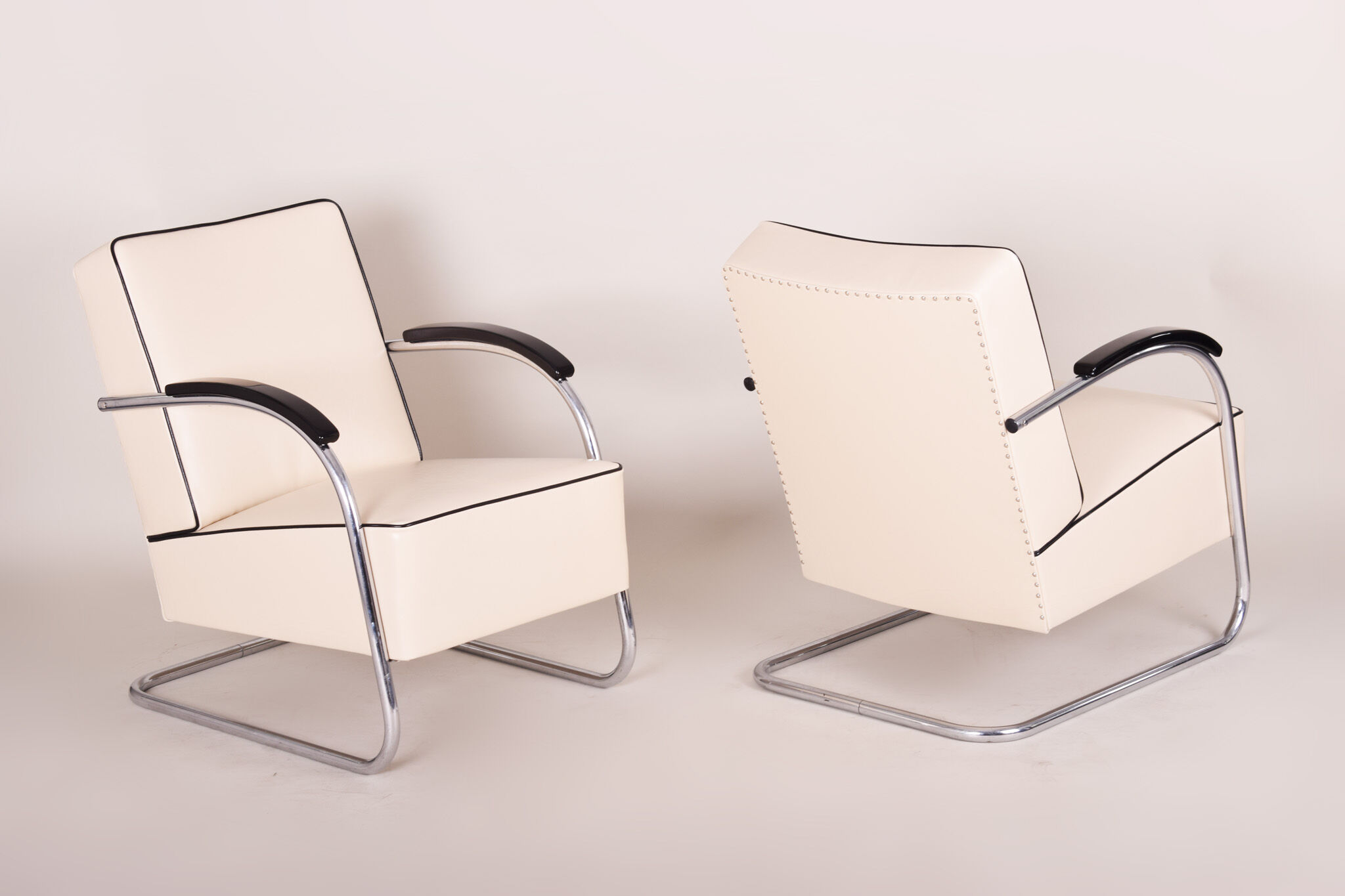 Pair of white Bauhaus armchairs - 1930s Czechia