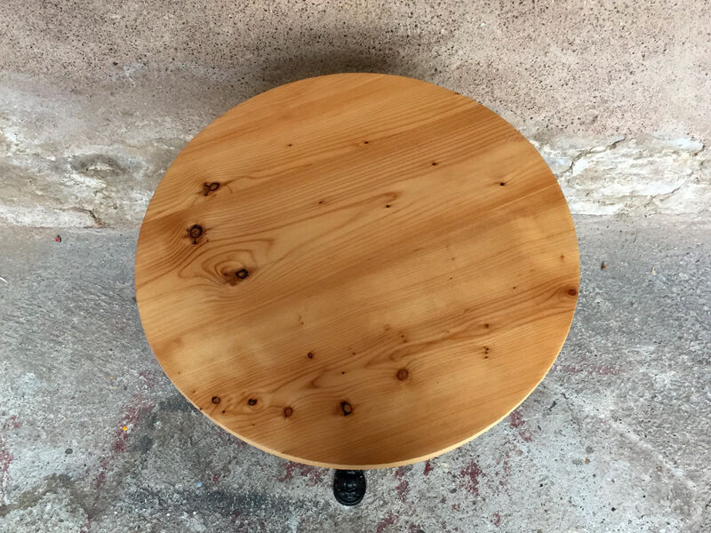 Round Bistro table massif wood black cast iron foot