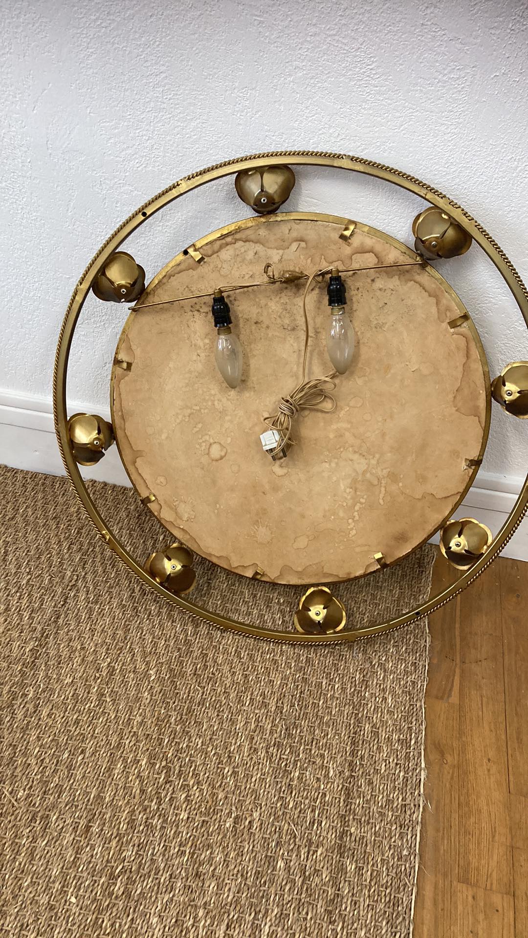 Golden mirror Holywood Regency in gilded metal