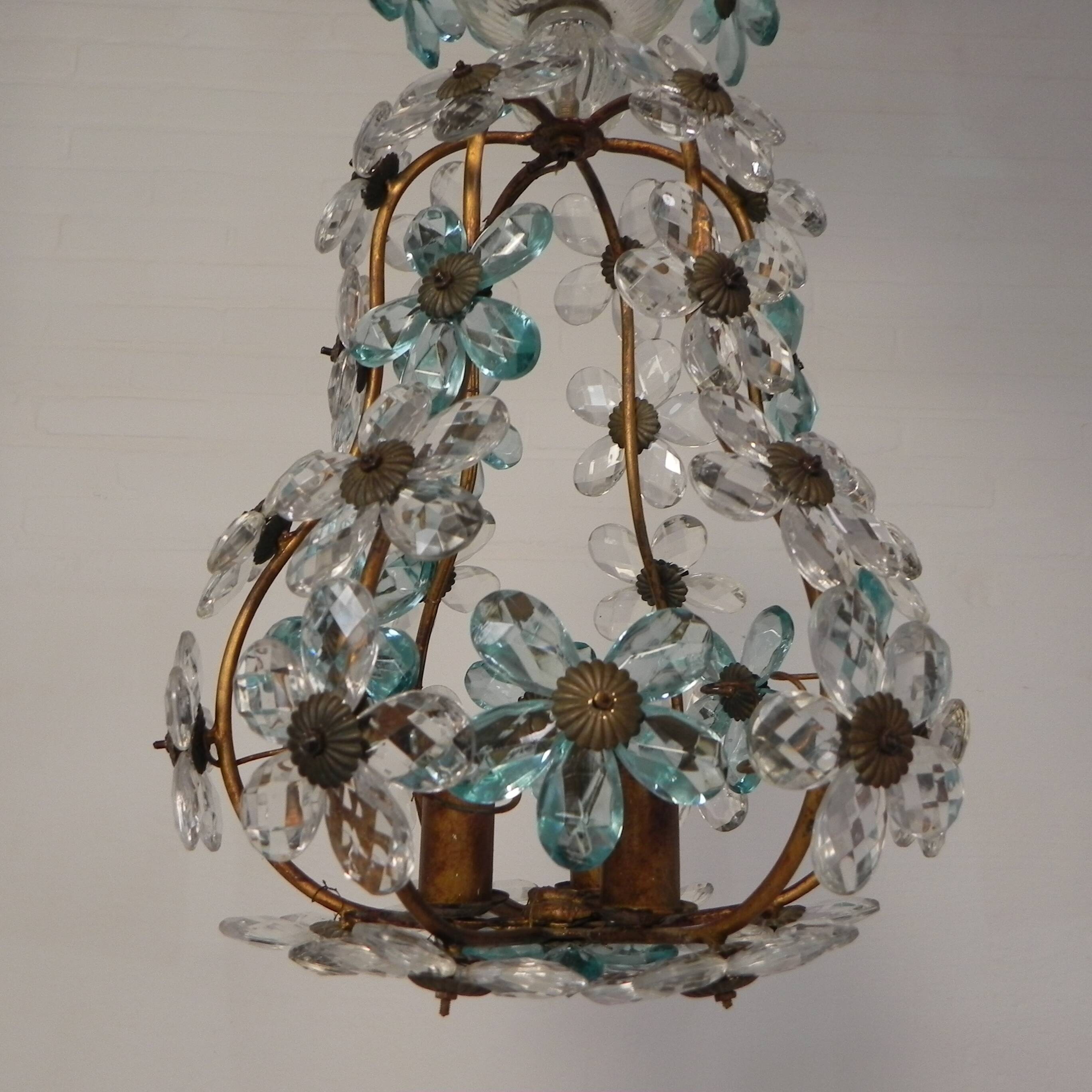 Suspension decorated with 42 blue and clear crystal flowers, Maison Baguès style, 1930s.