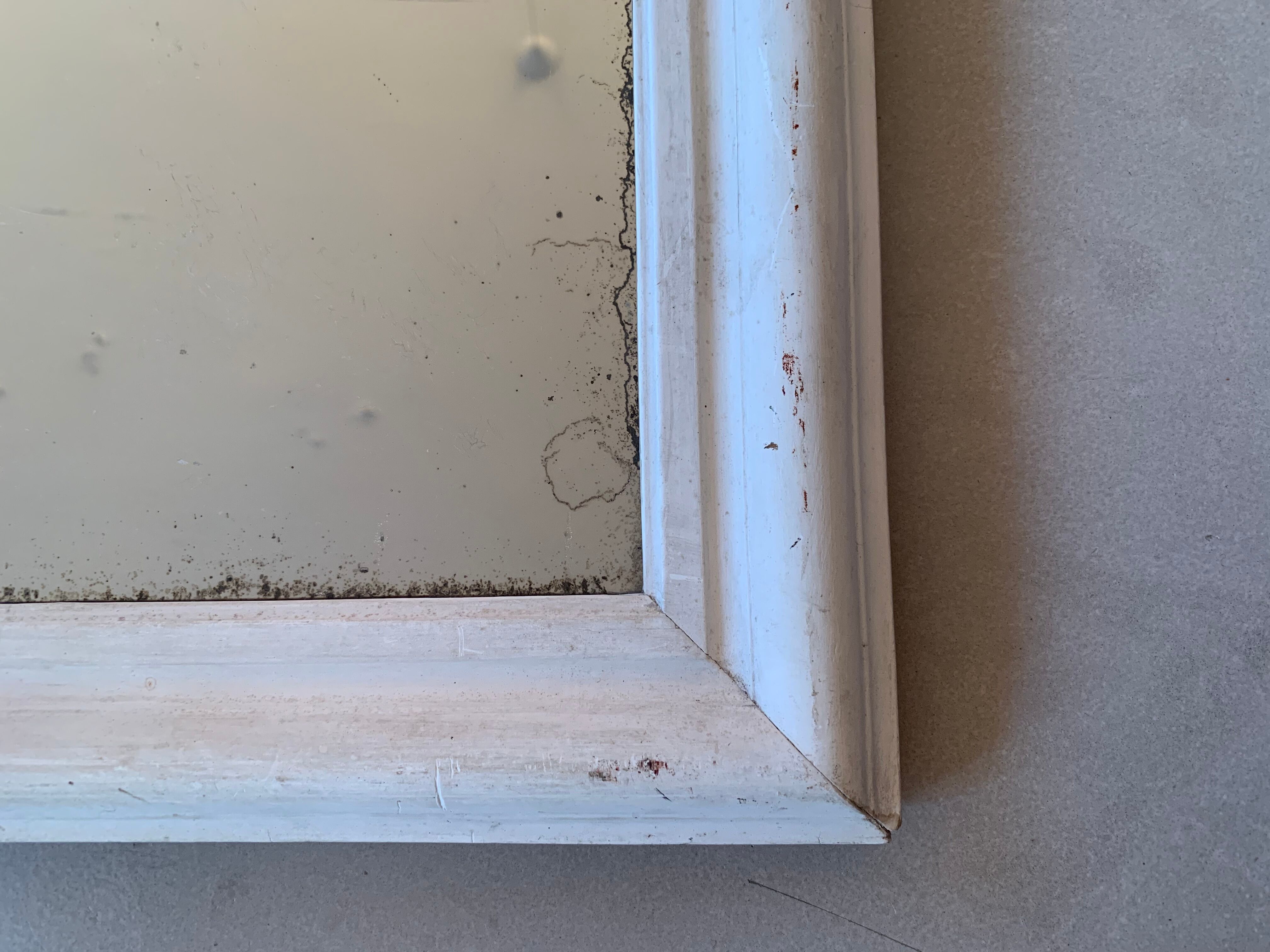 Old stitched mirror 43x37cm