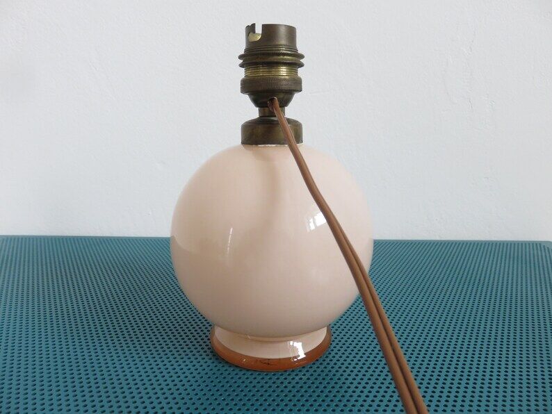 Lamp " ball " in pale pink opaline, Art Deco years 40 50