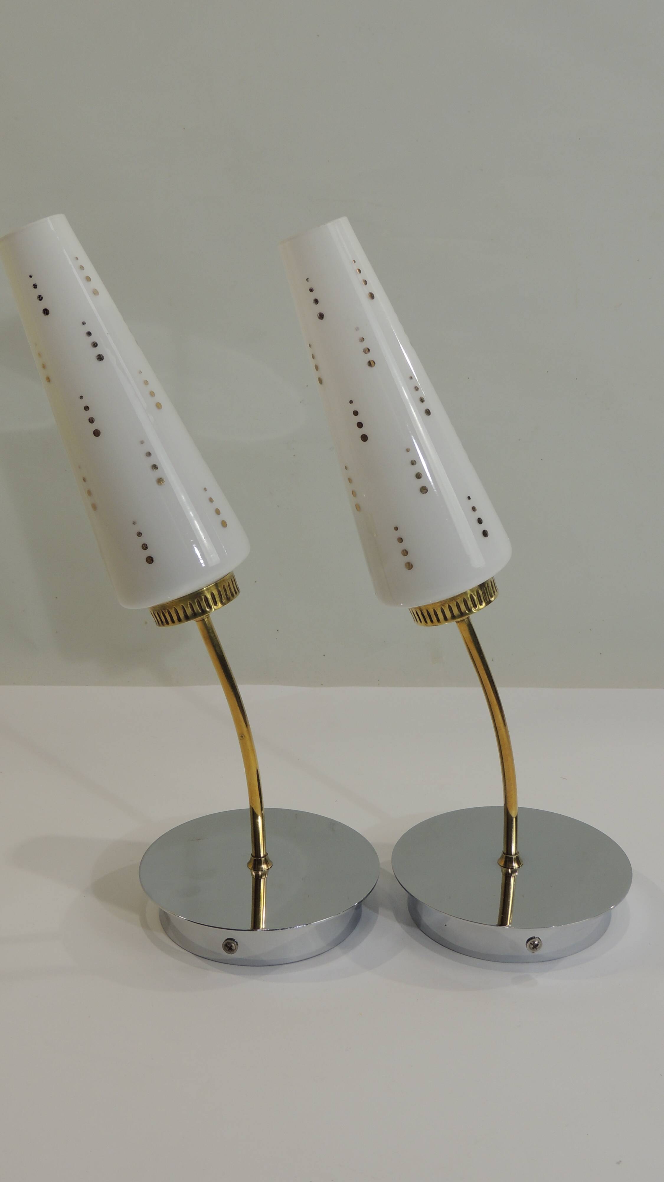 Pair of vintage wall sconces from the 1970s – Perforated opaline, brass