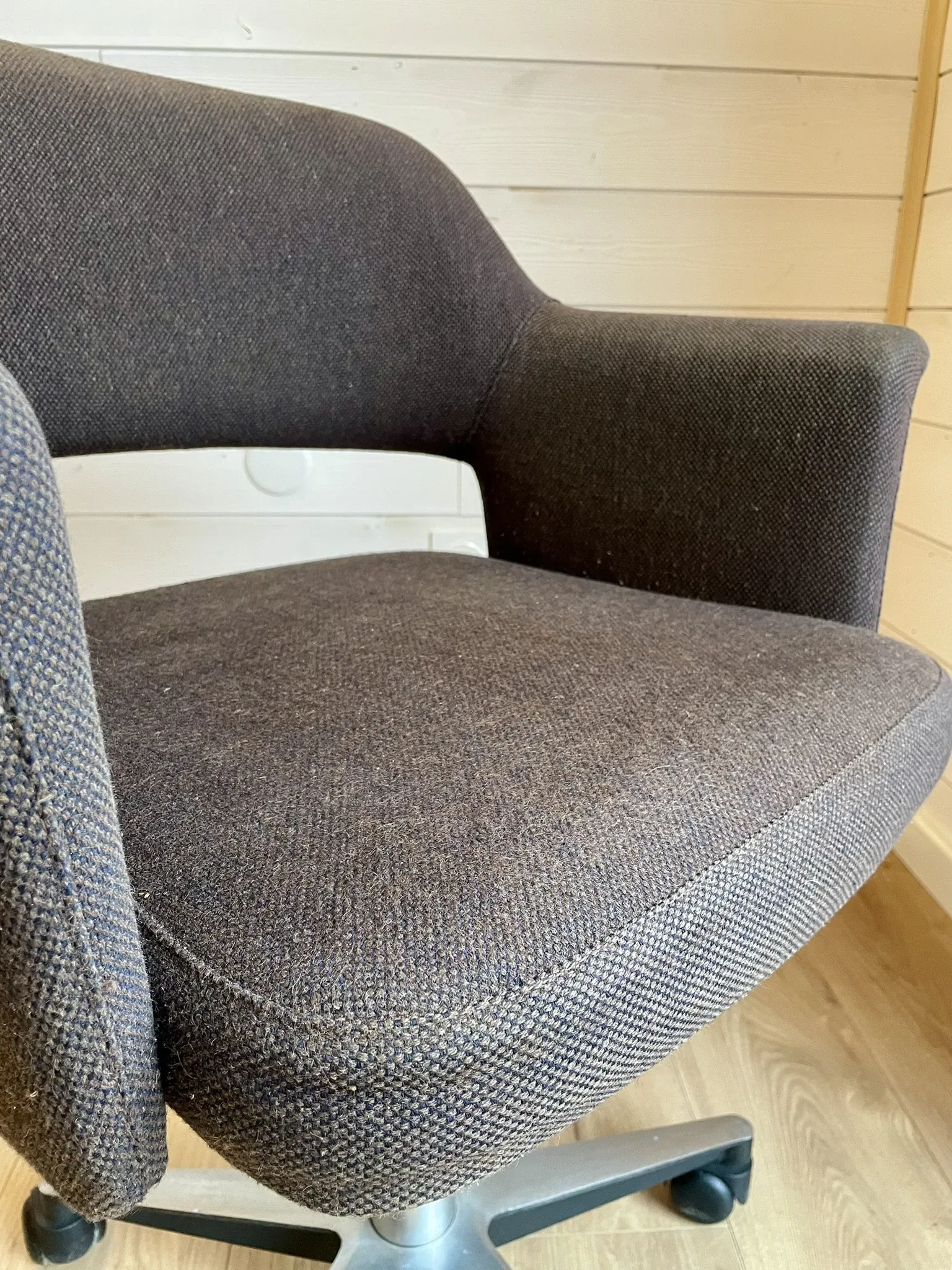 Vintage Mid-Century brown office chair with wheels from the 1970s.