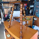 Vintage tripod stool – Twisted legs –