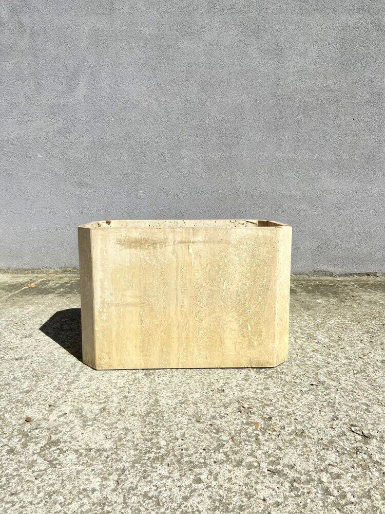 Low table in travertine and onyx 80'