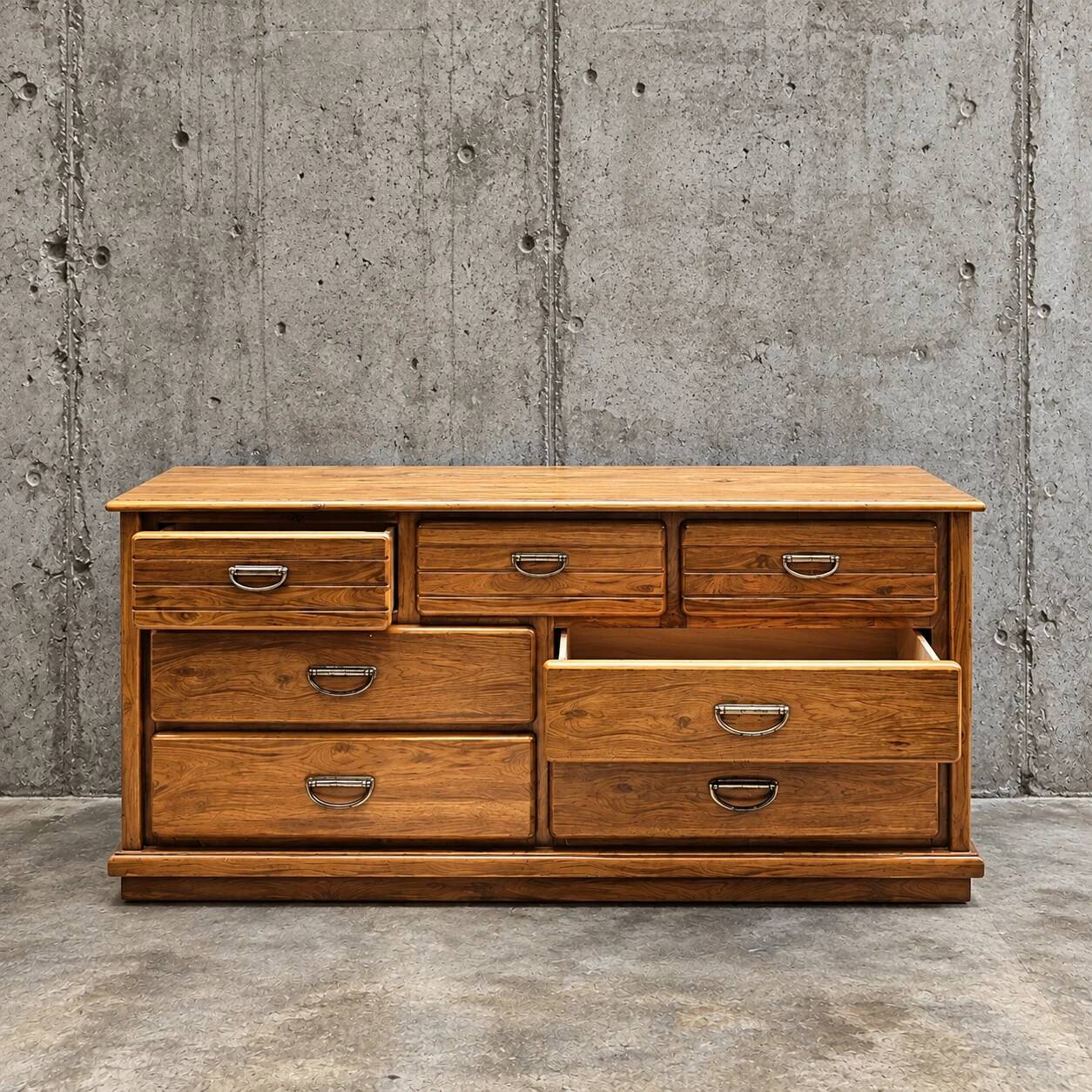 Oak wood dresser with 7 drawers by Florida Furniture Industries / 1980s /