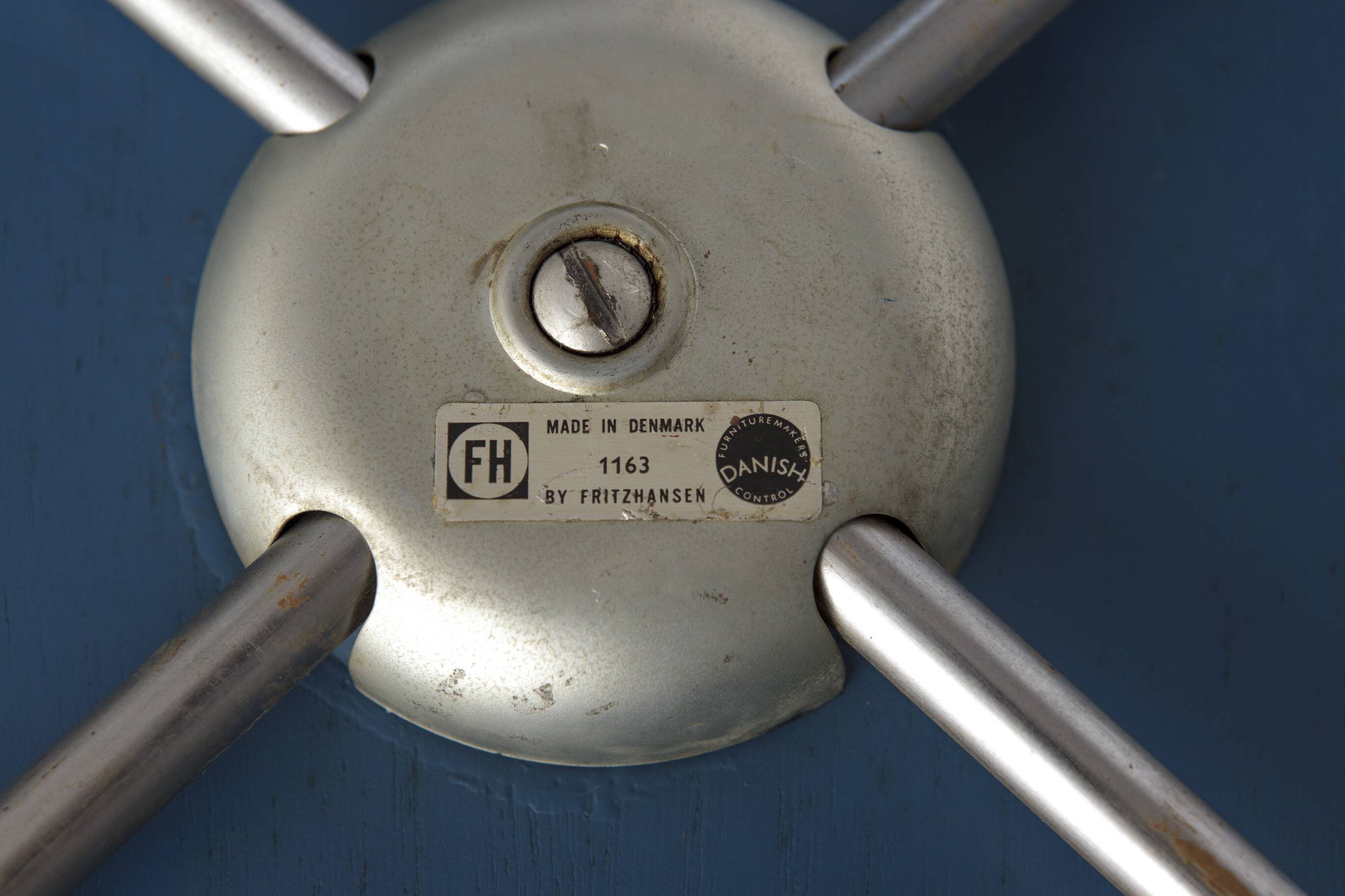 2 chaises Arne Jacobsen Série 7 – Modèle 3107 – Fritz Hansen Vintage années 1950