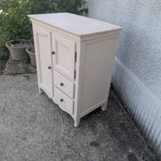 Petit buffet rose