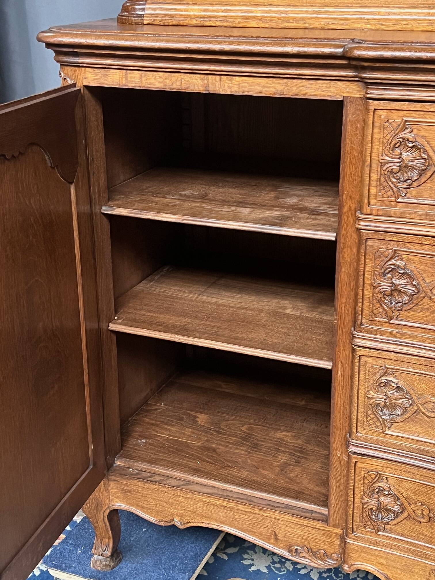 Louis XV style buffet, solid oak.