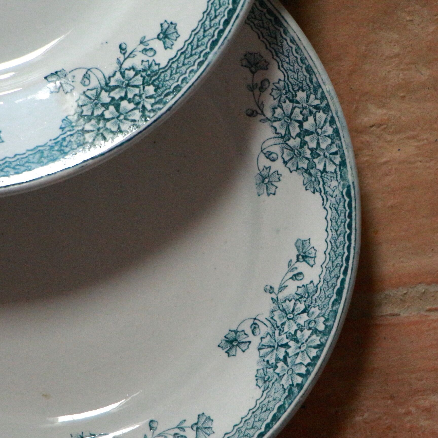 Flat plates in Iron Earth