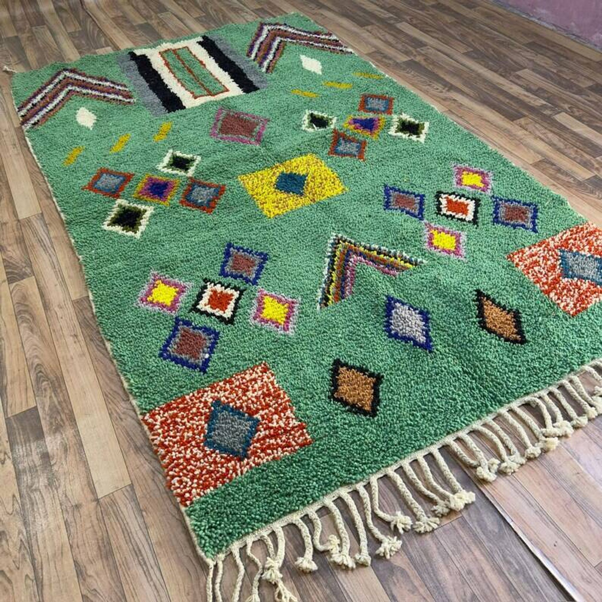 Moroccan Berber rug 250cm x 150cm