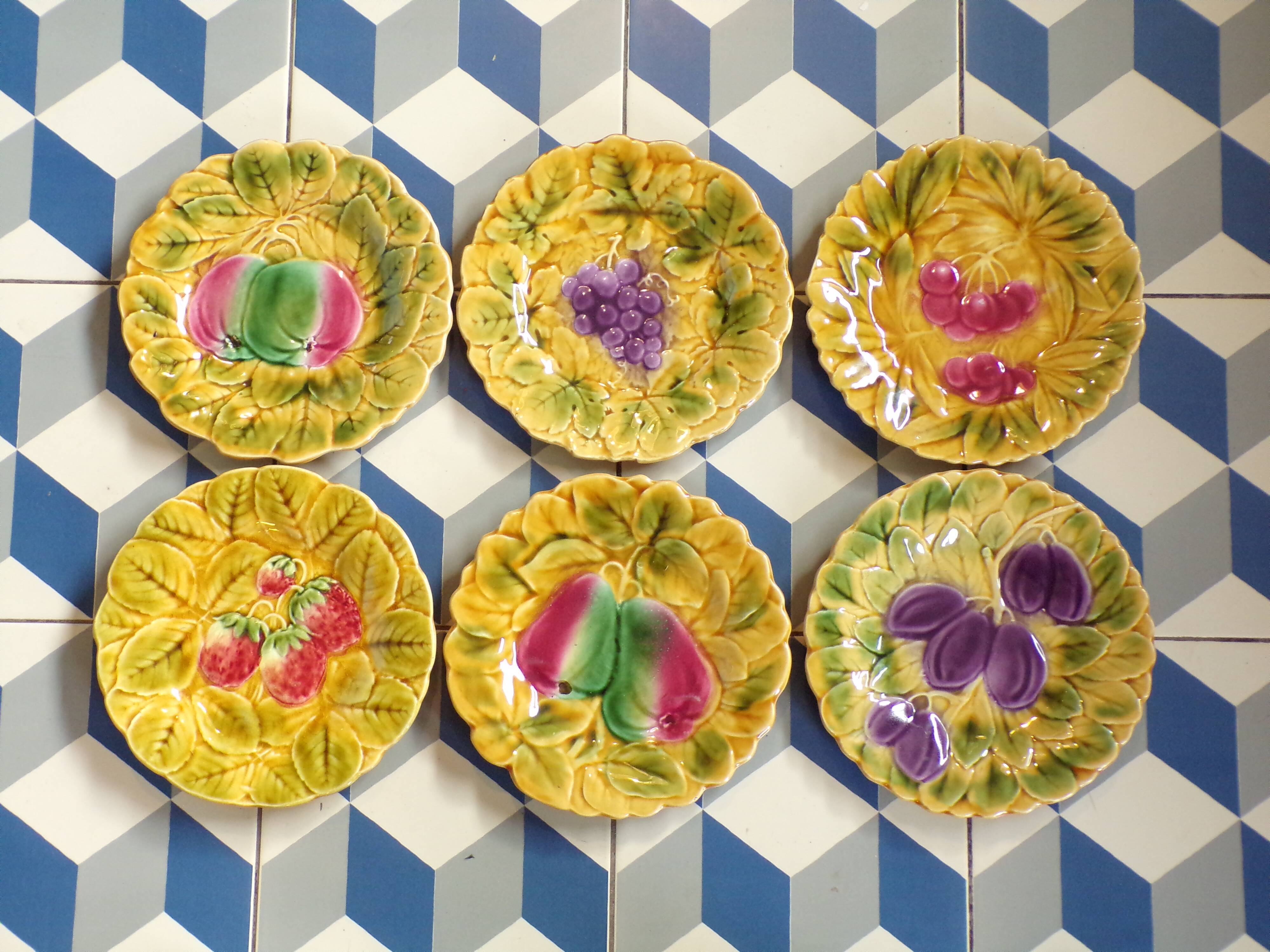 6 assiettes barbotine fuits Sarreguemines