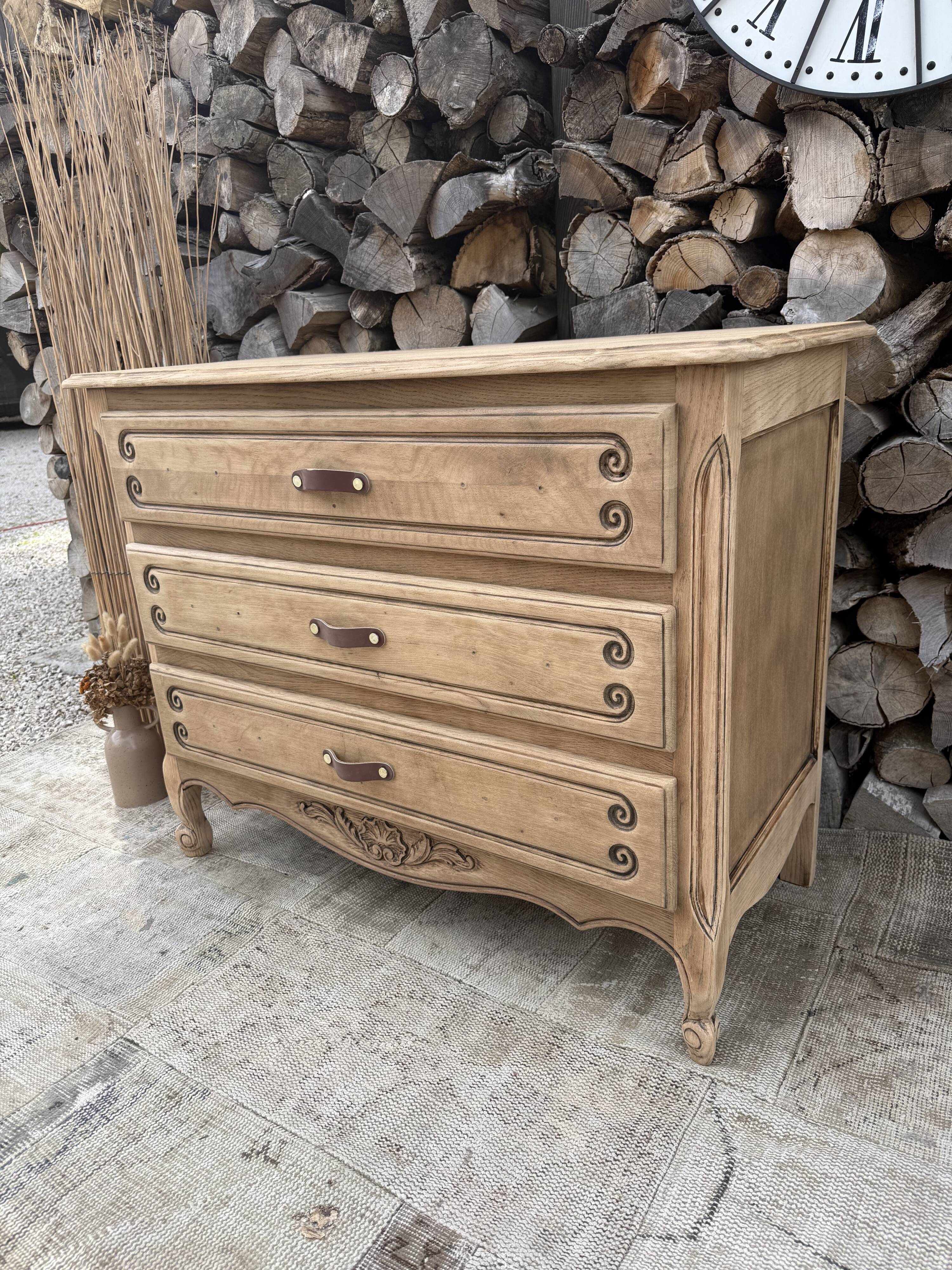 Commode bois rénovée