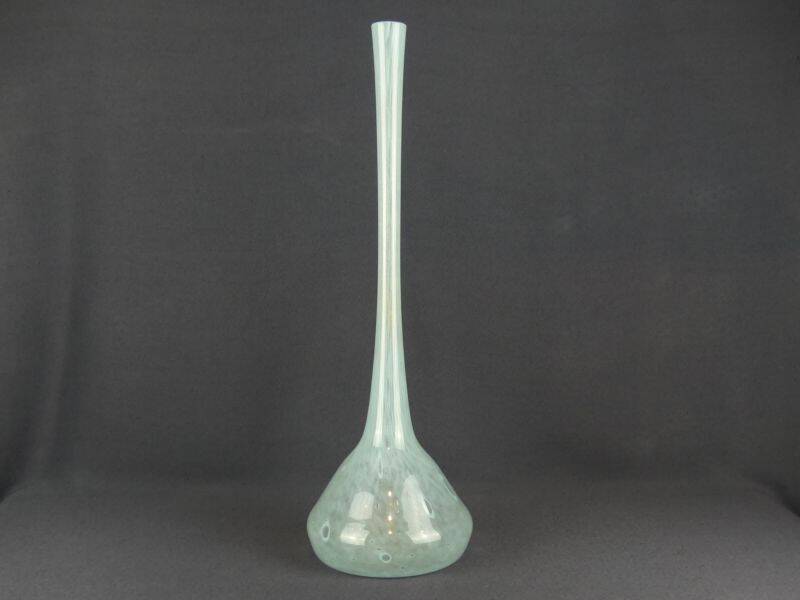 Schneider, glass vase with a blur effect
