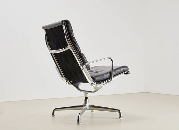 Fauteuil lounge Charles & Ray Eames EA216 Soft Pad pour Herman Miller 1969
