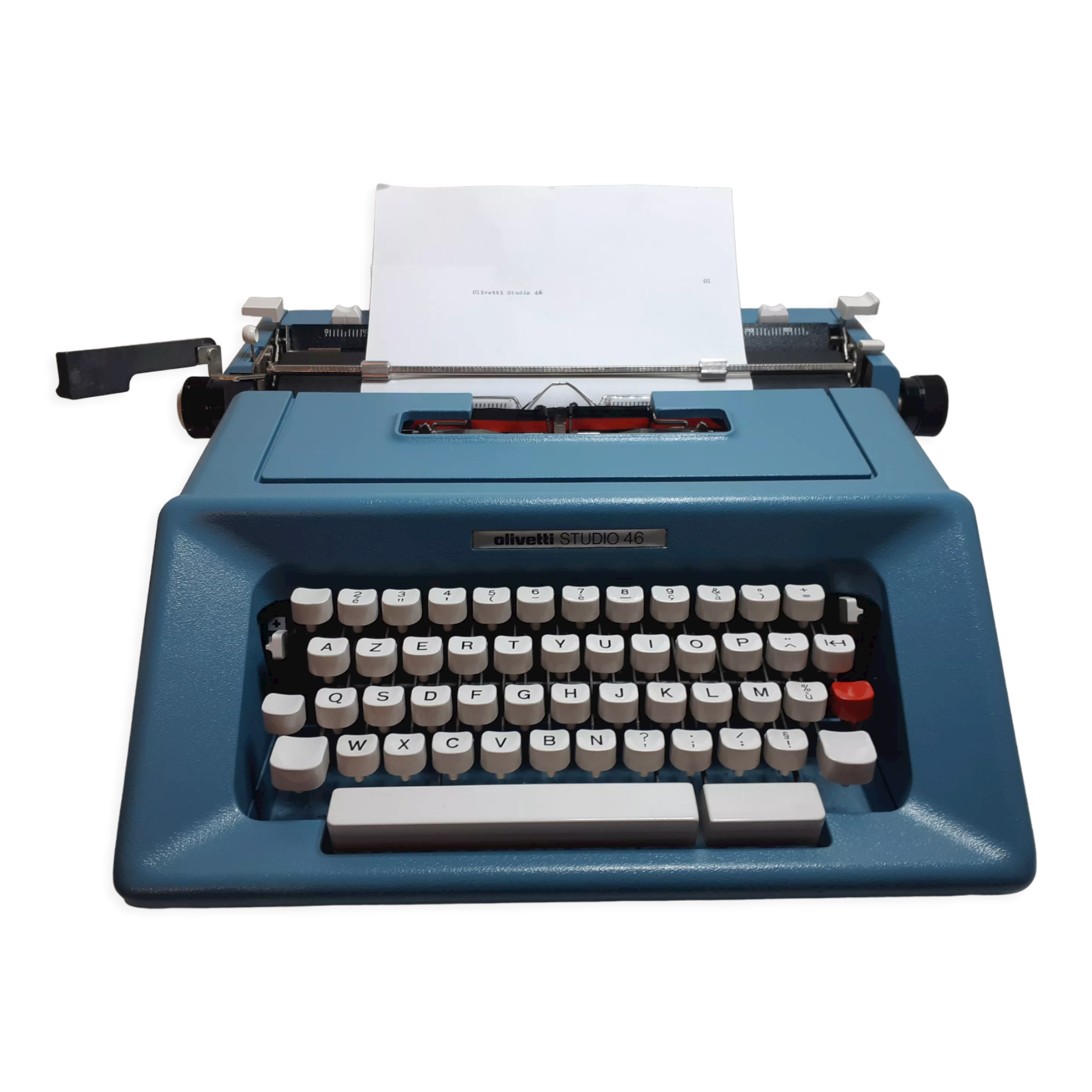 Olivetti Studio 46 portable typewriter, functional