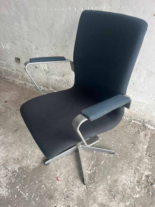 Chaise de bureau pivotante Fritz Hansen modèle Oxford par Arne Jacobsen – années 1970