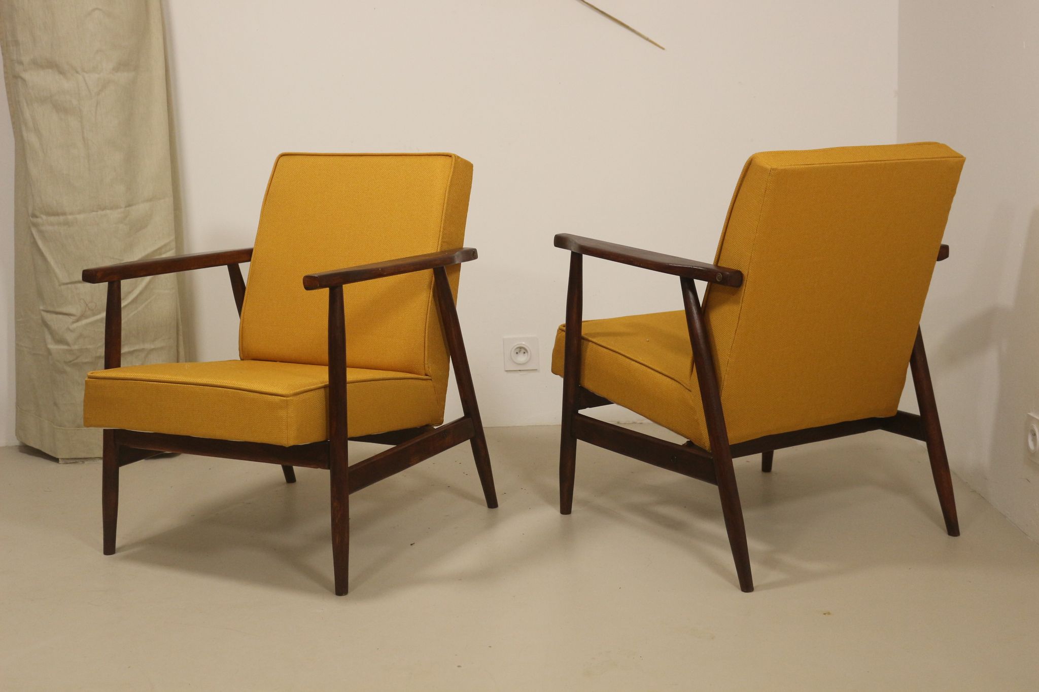 Pair of armchairs Henryk lily 300-190s 1970s yellow fabric