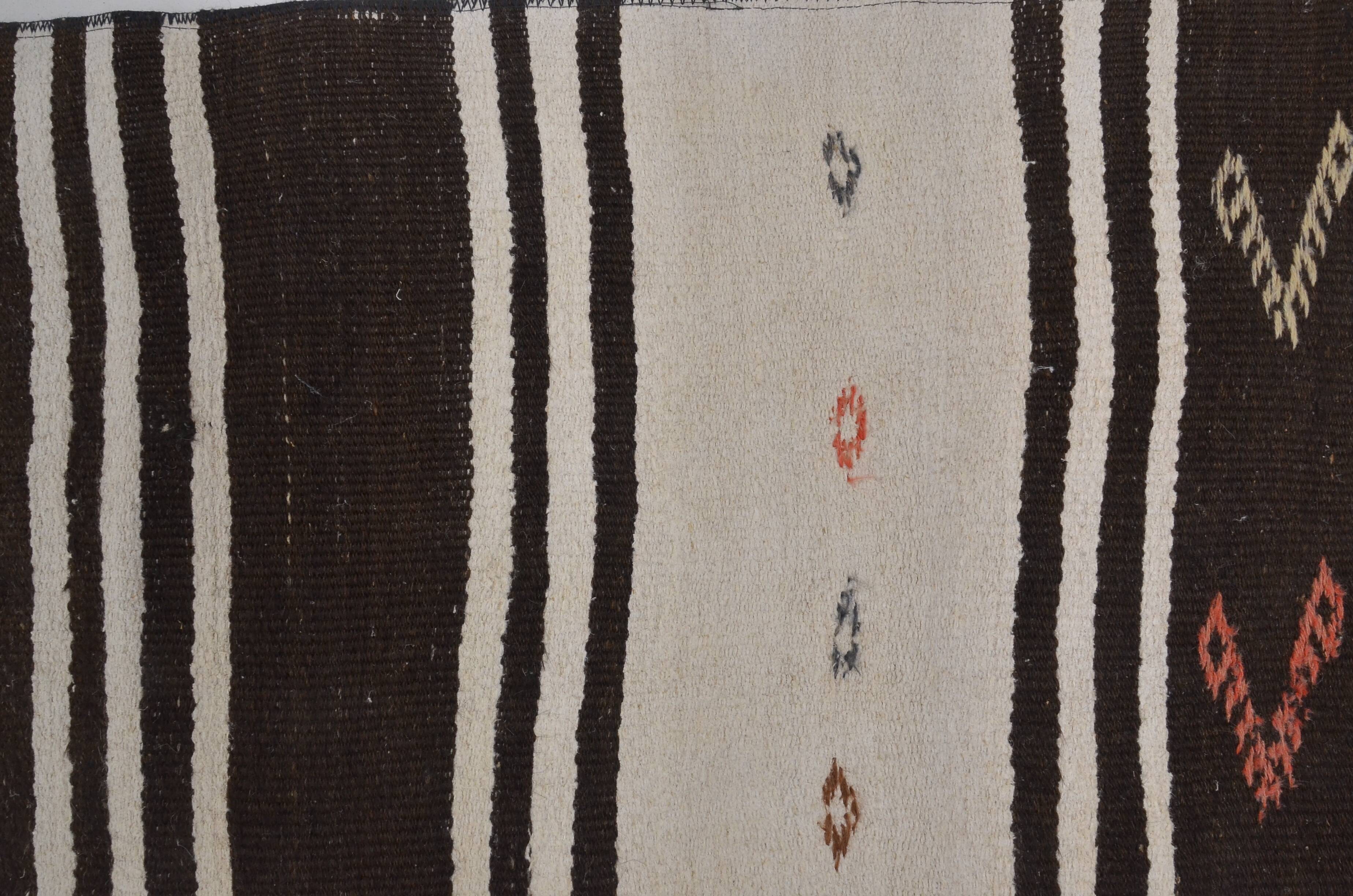 Small Vintage Hmep Kilim Rug sku 3974