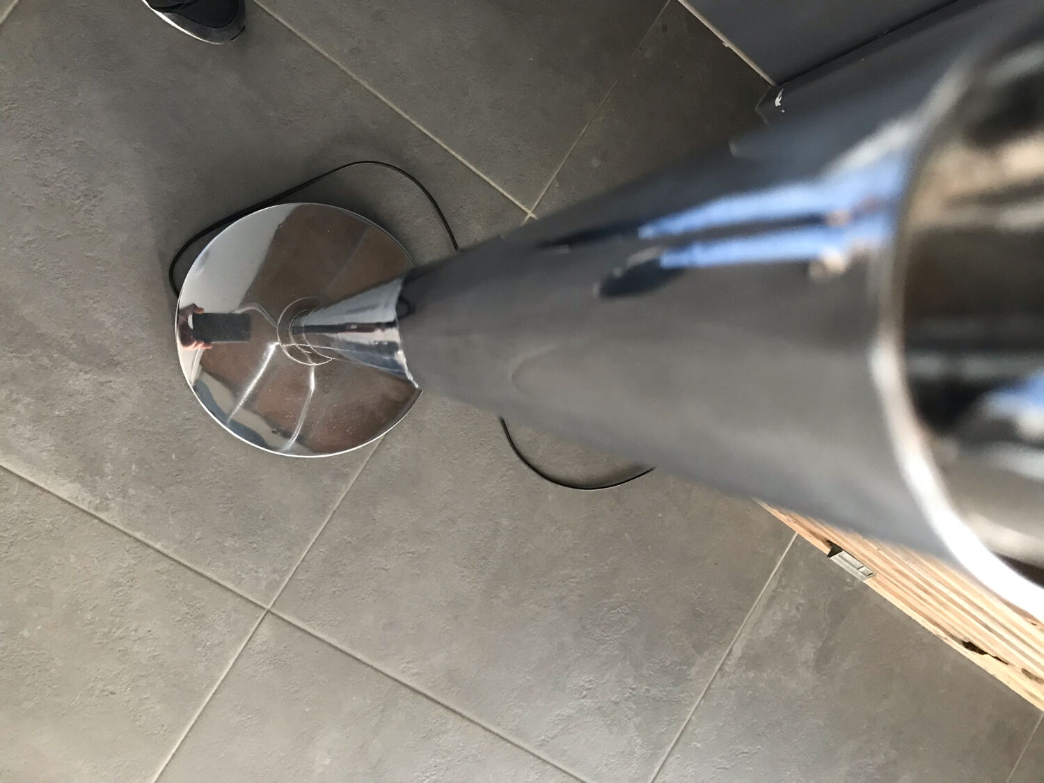 Hydra floor lamp 3 fires