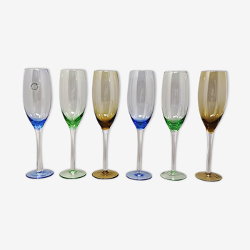 Ensemble étonnant de six verres de Murano des années 1970 par Nason. Fabriqué en Italie
