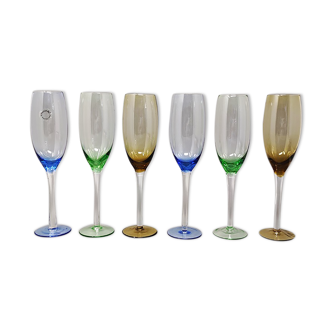Ensemble étonnant de six verres de Murano des années 1970 par Nason. Fabriqué en Italie