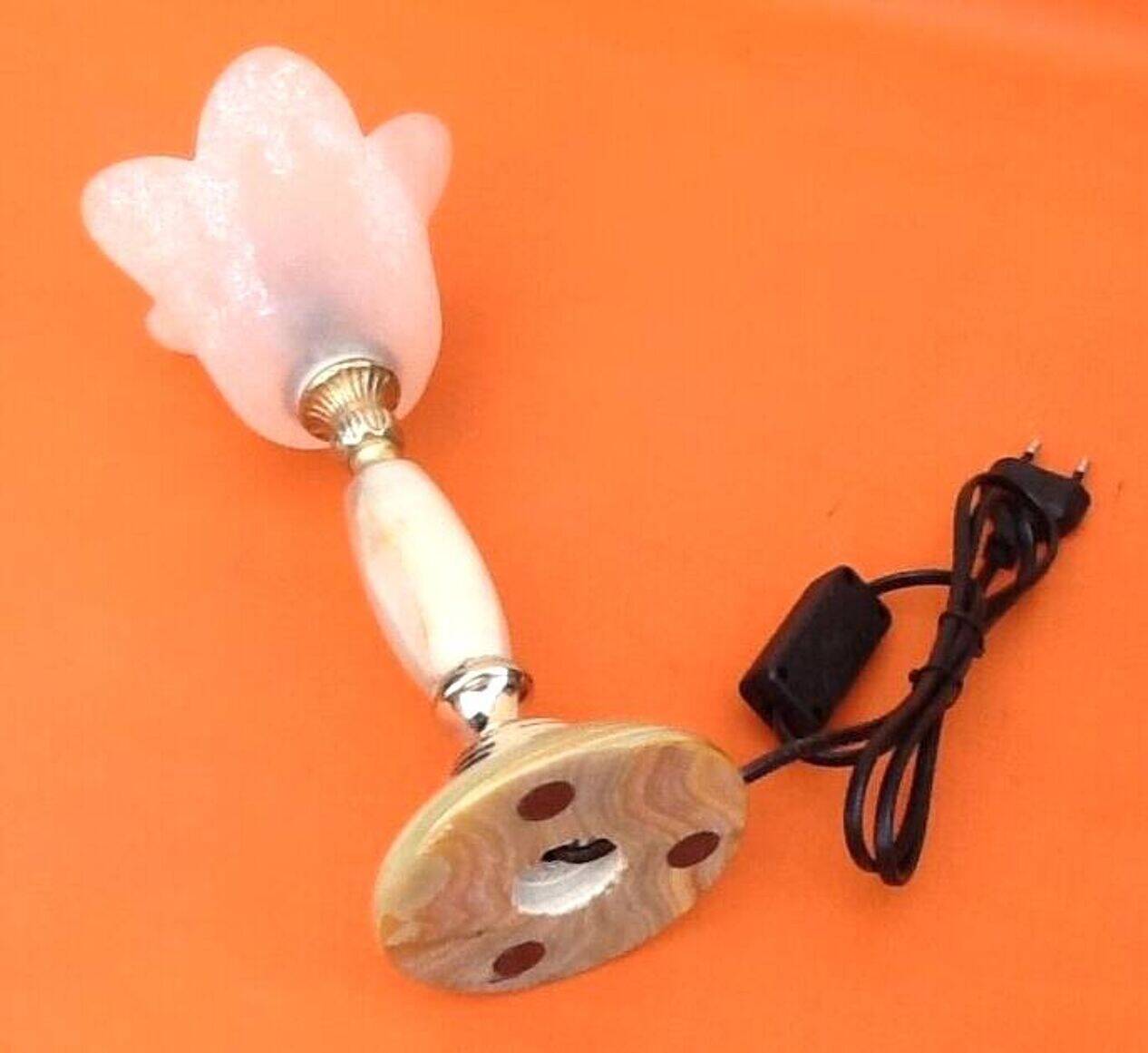 Tulip lamp made of onyx and brass.