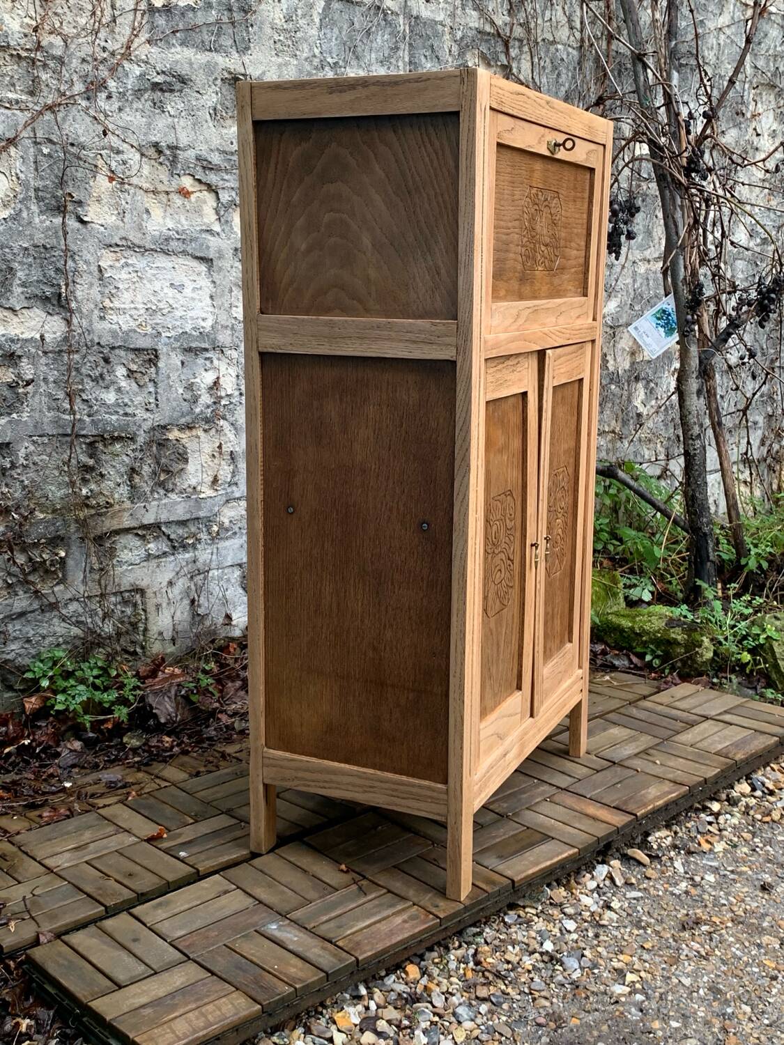 Parisian art deco sideboard in raw oak 1930