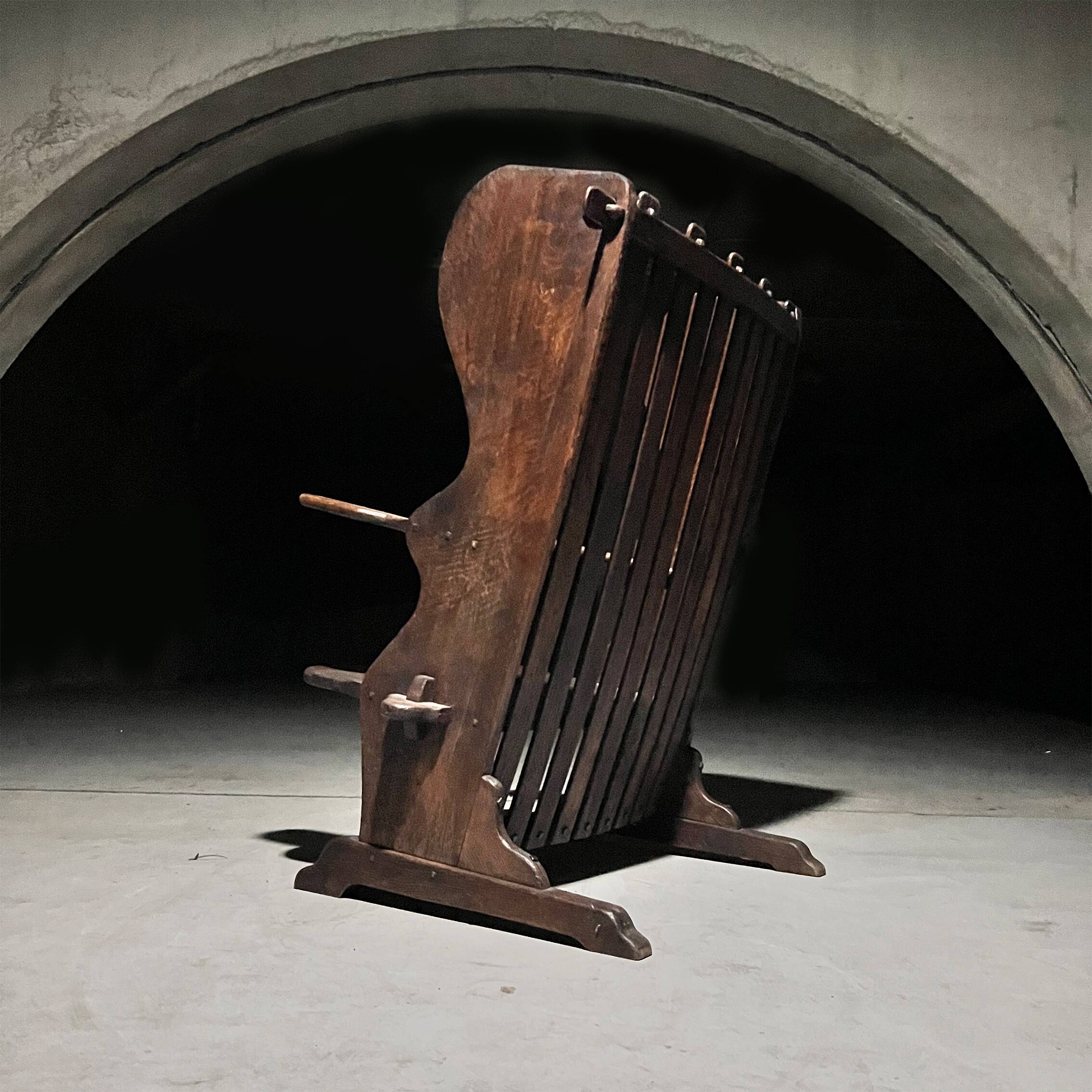 Handmade Wooden Sculptural Lounge Chair, Arts & Crafts, 1900’s