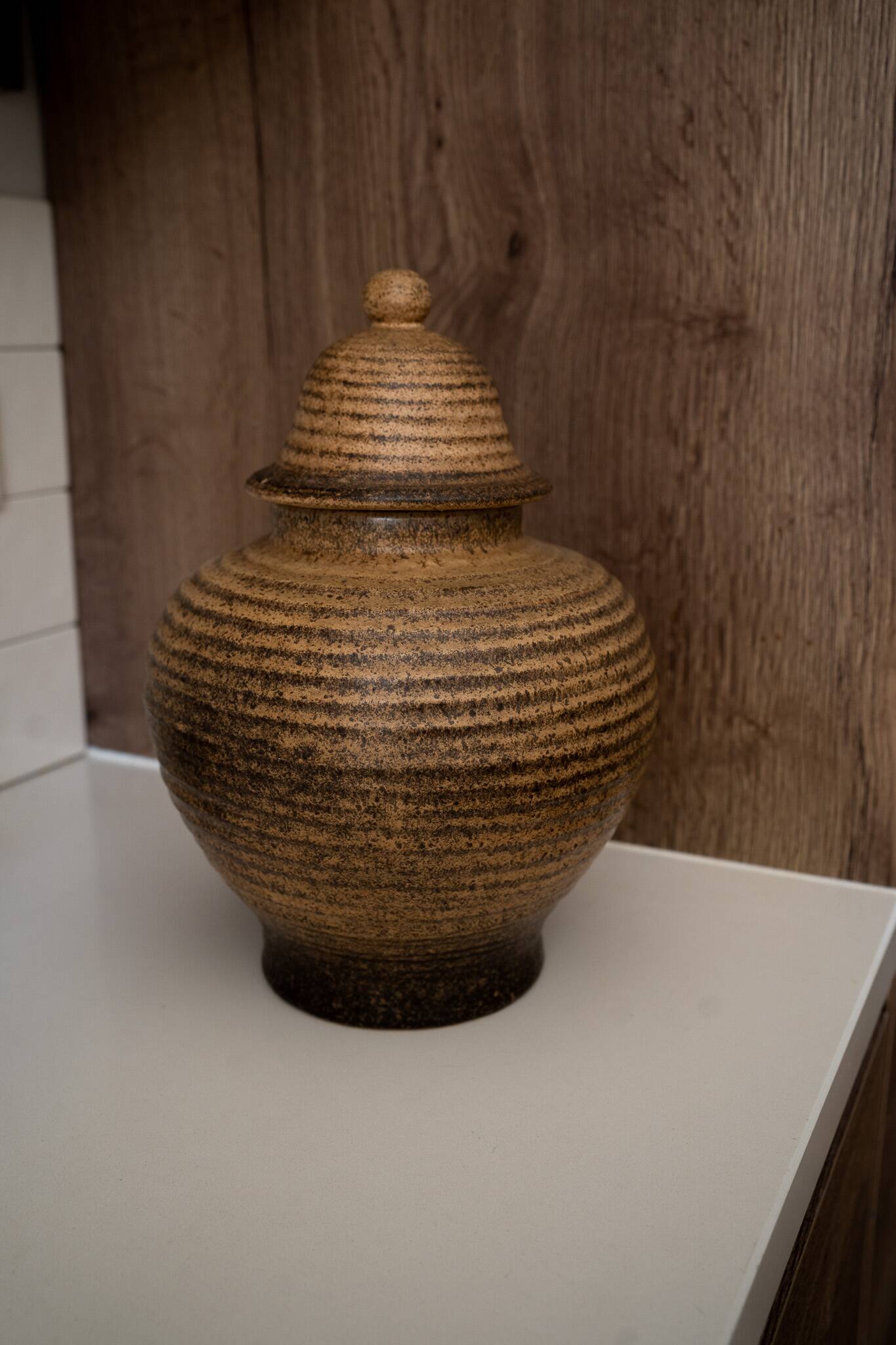 Jarre / vase en beige brun