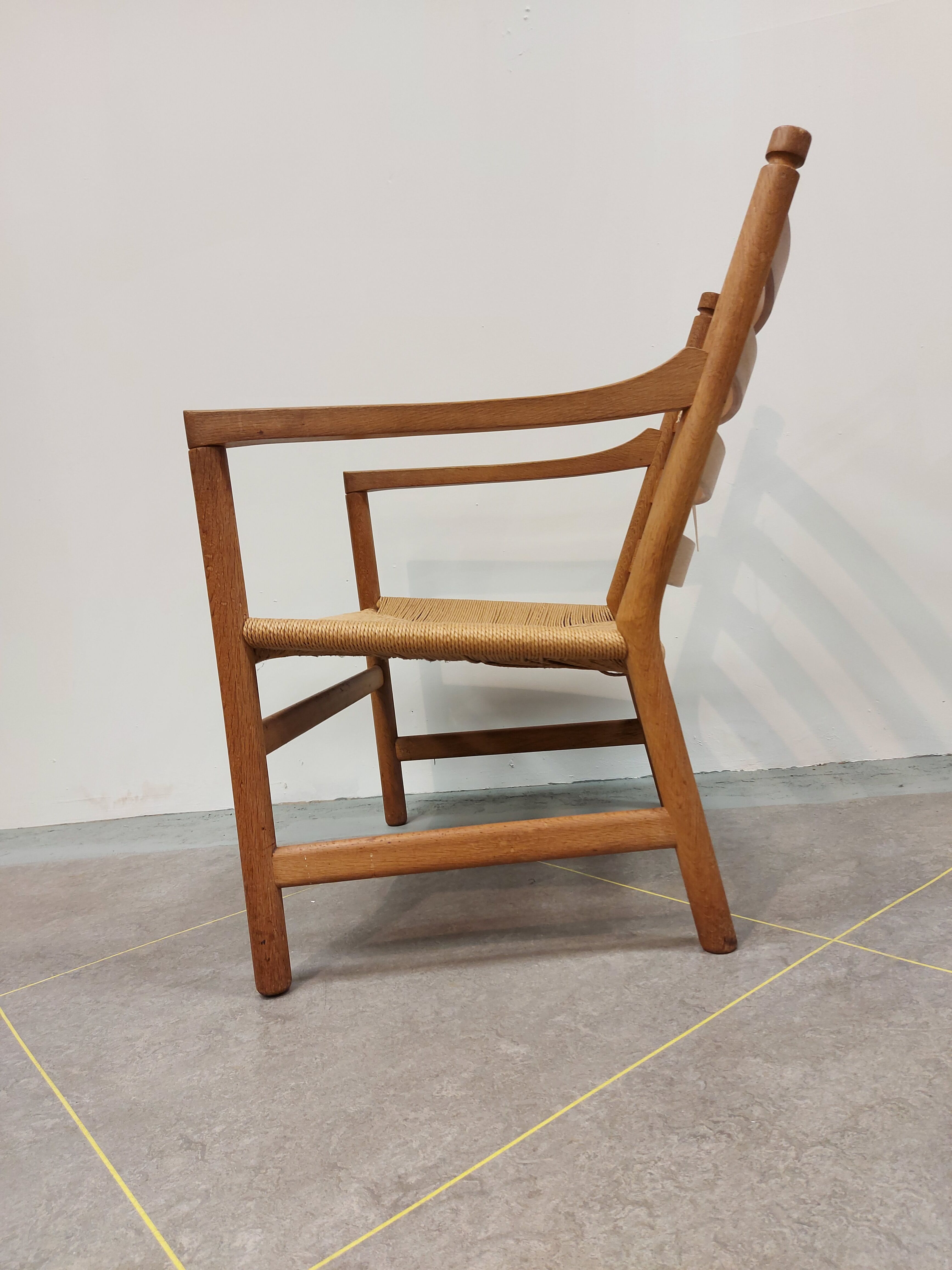 Hans Wegner armchair CH44