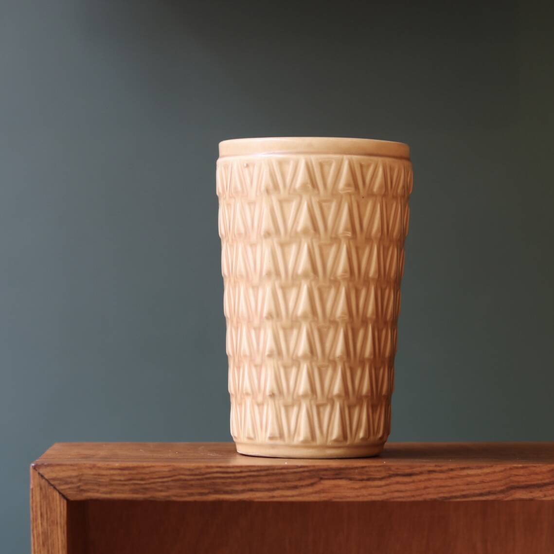 Ewald Dahlskog (1894–1950), Ceramic vase circa 1930