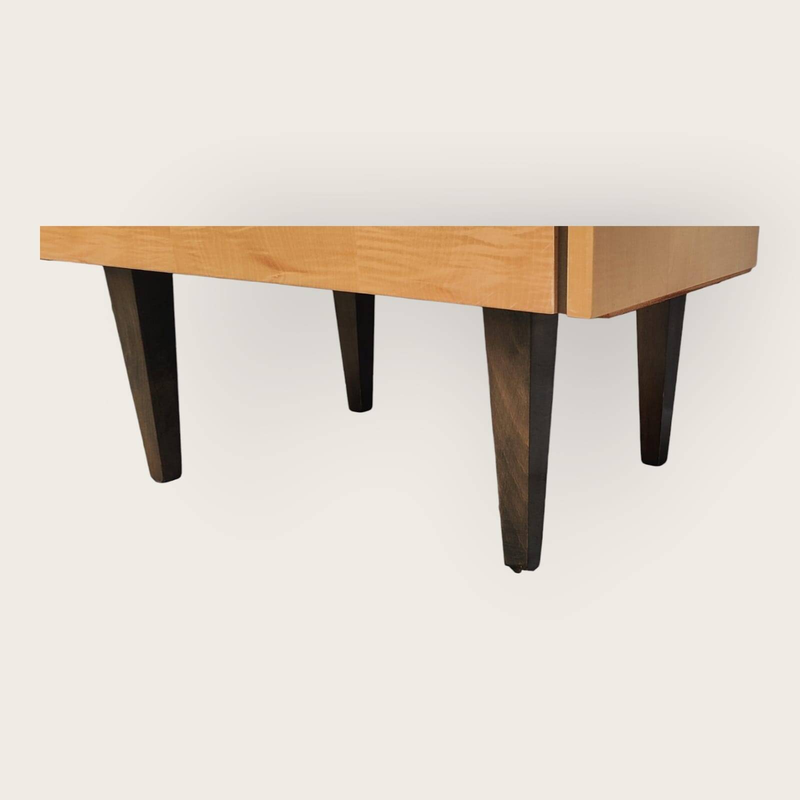 Deux chevets du milieu du siècle