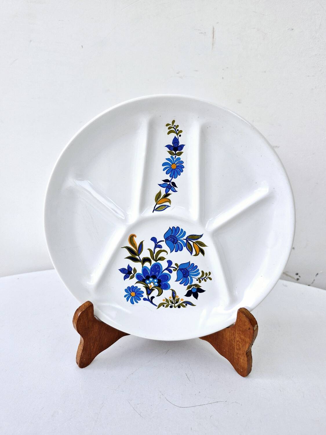 6 vintage compartmented earthenware plates bali saint amand collection