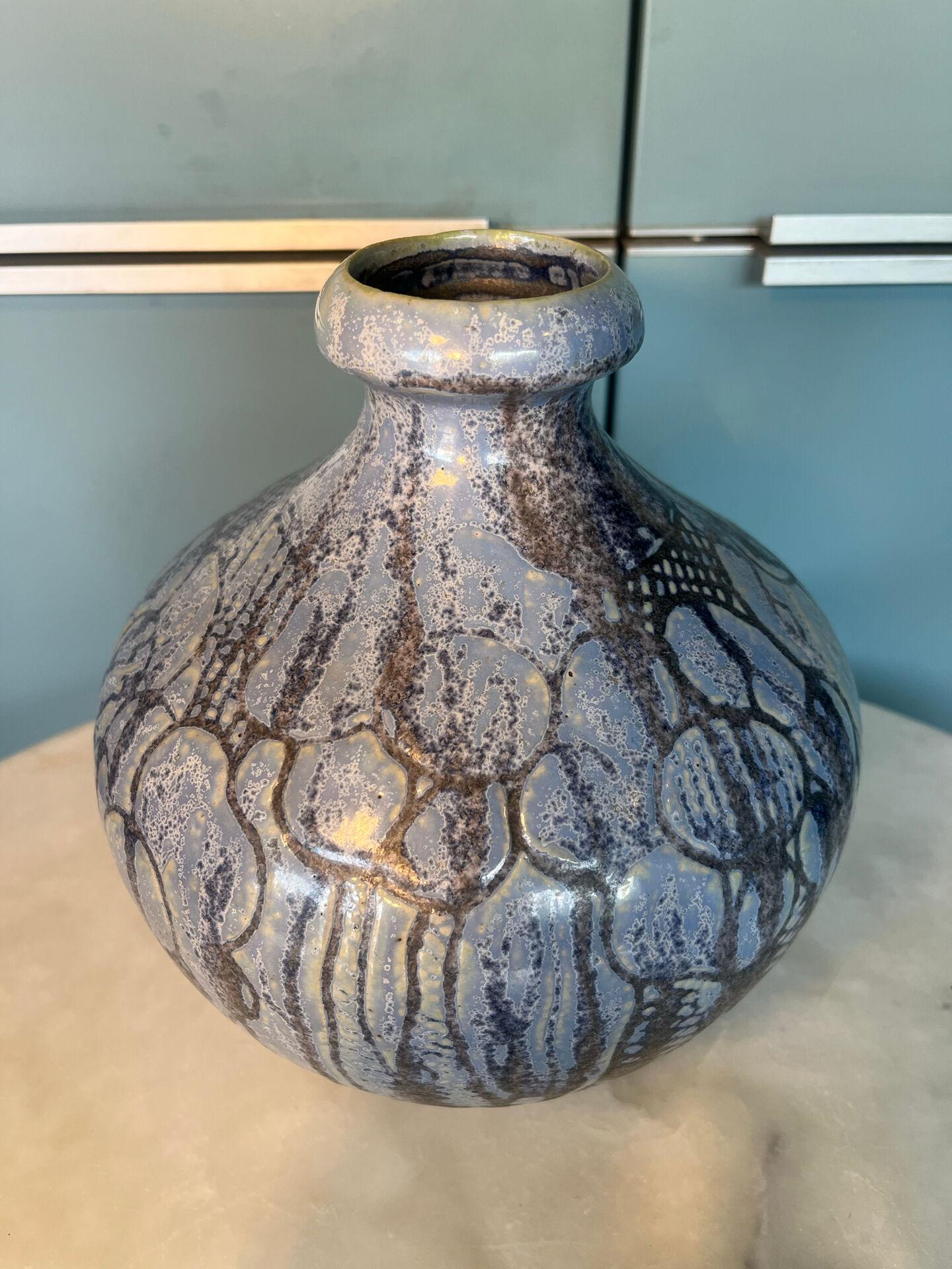 Vase boule art déco signé Roger Guérin