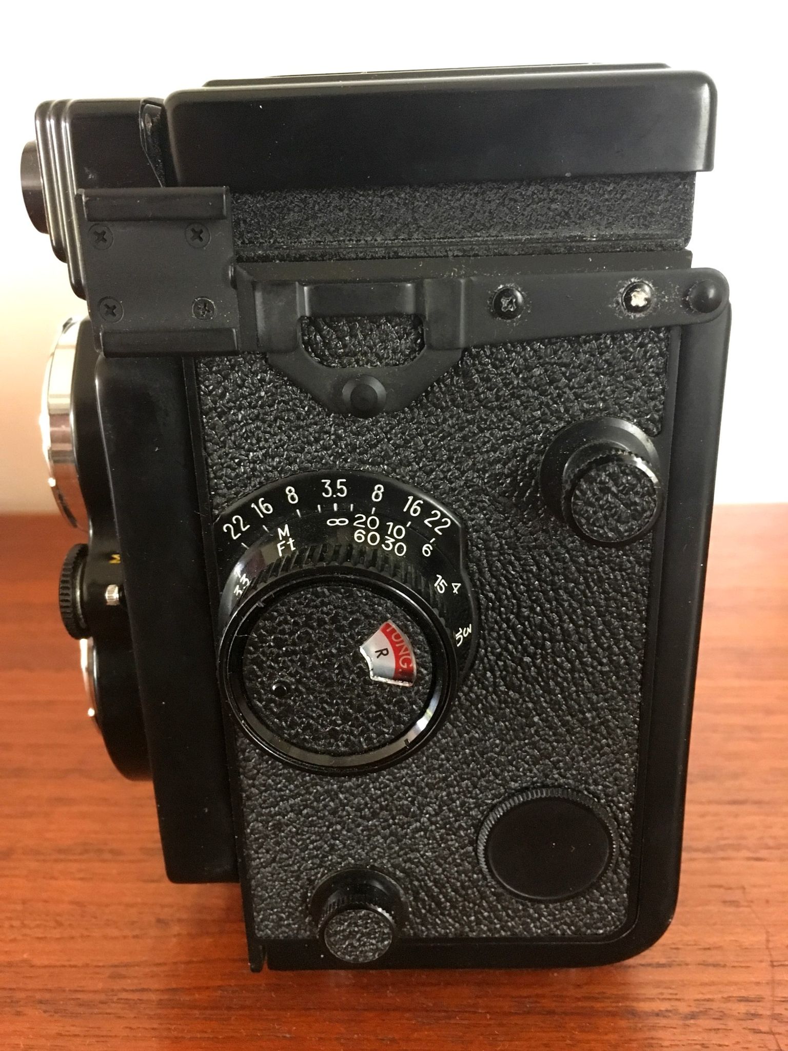 Appareil photo Yashica 6X6 argentique