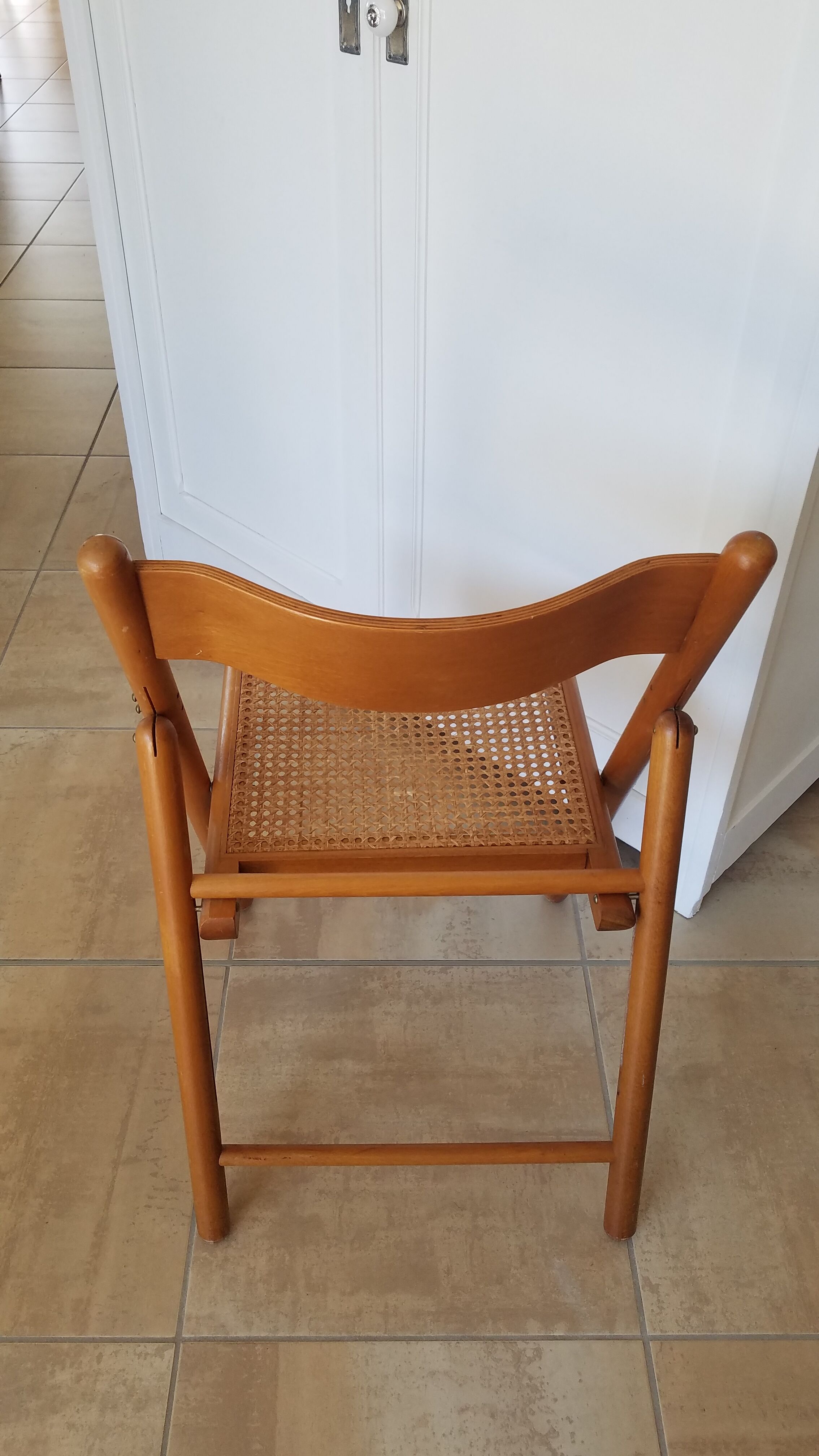 2 chaises pliantes en cannage