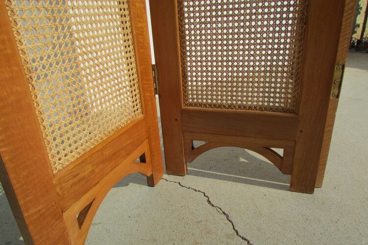 Screen 3 before, oak and cannage