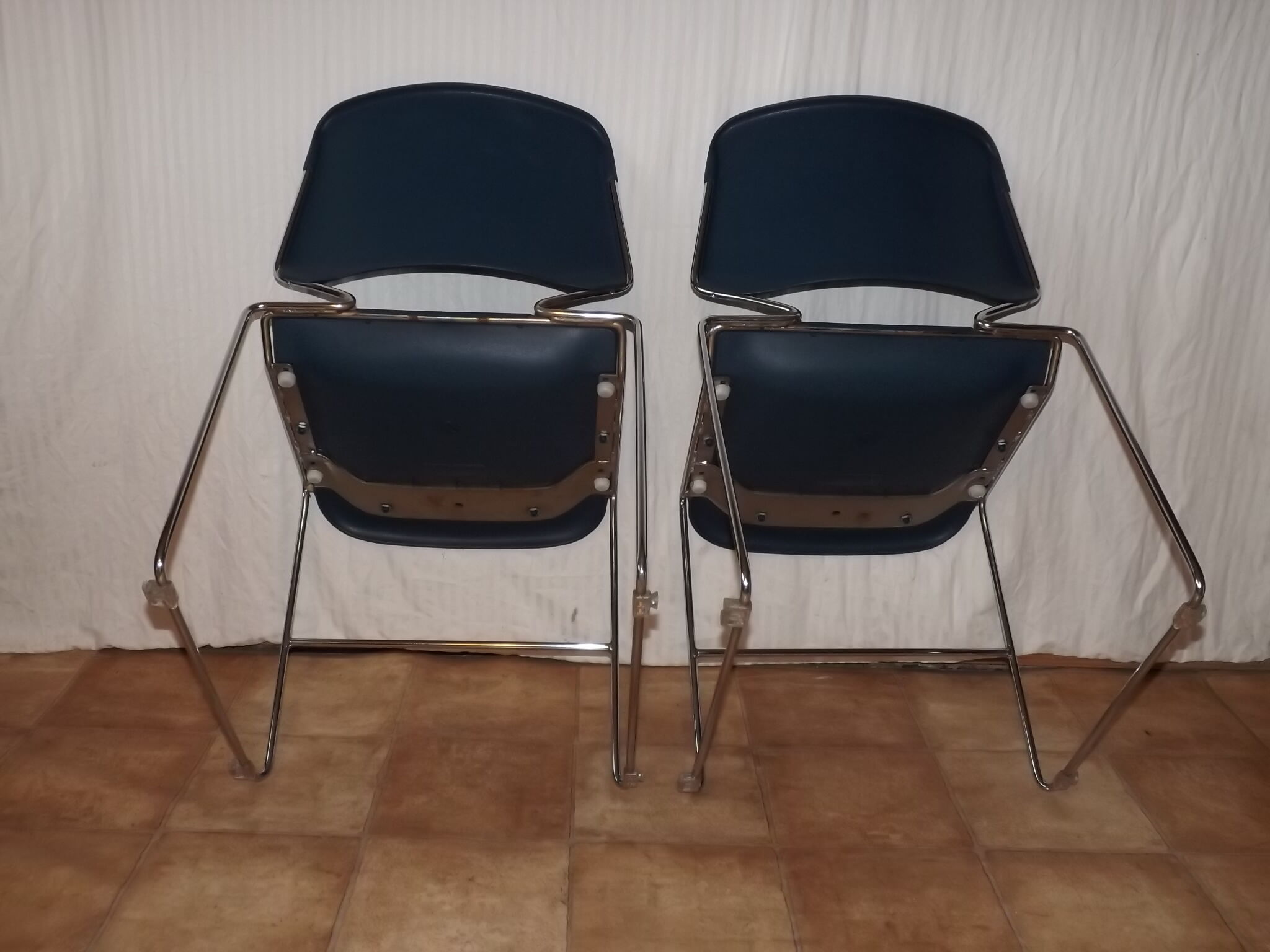 Eurosit chairs design Krueger Matrix 1980
