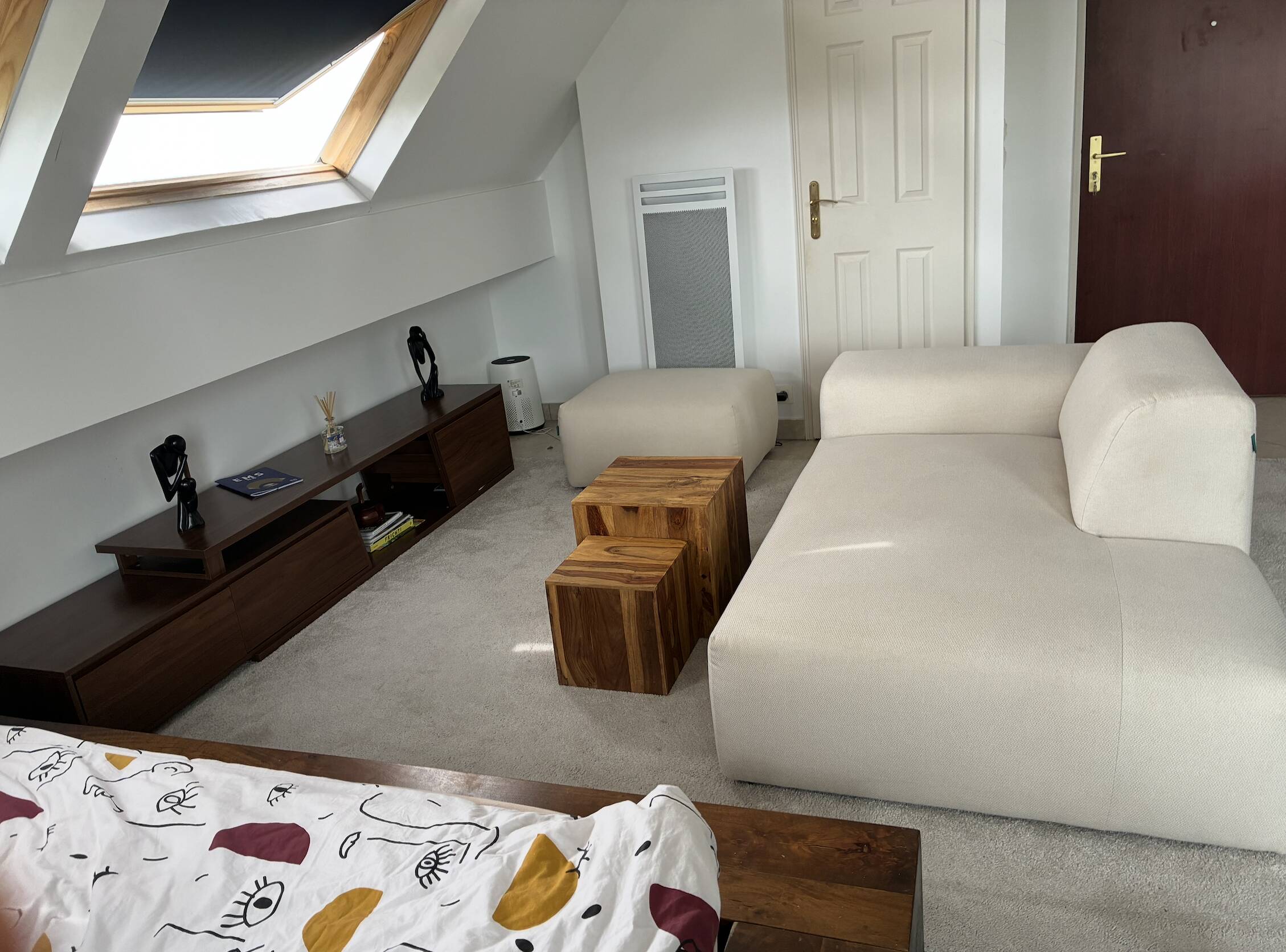 Extendable TV cabinet with walnut finish