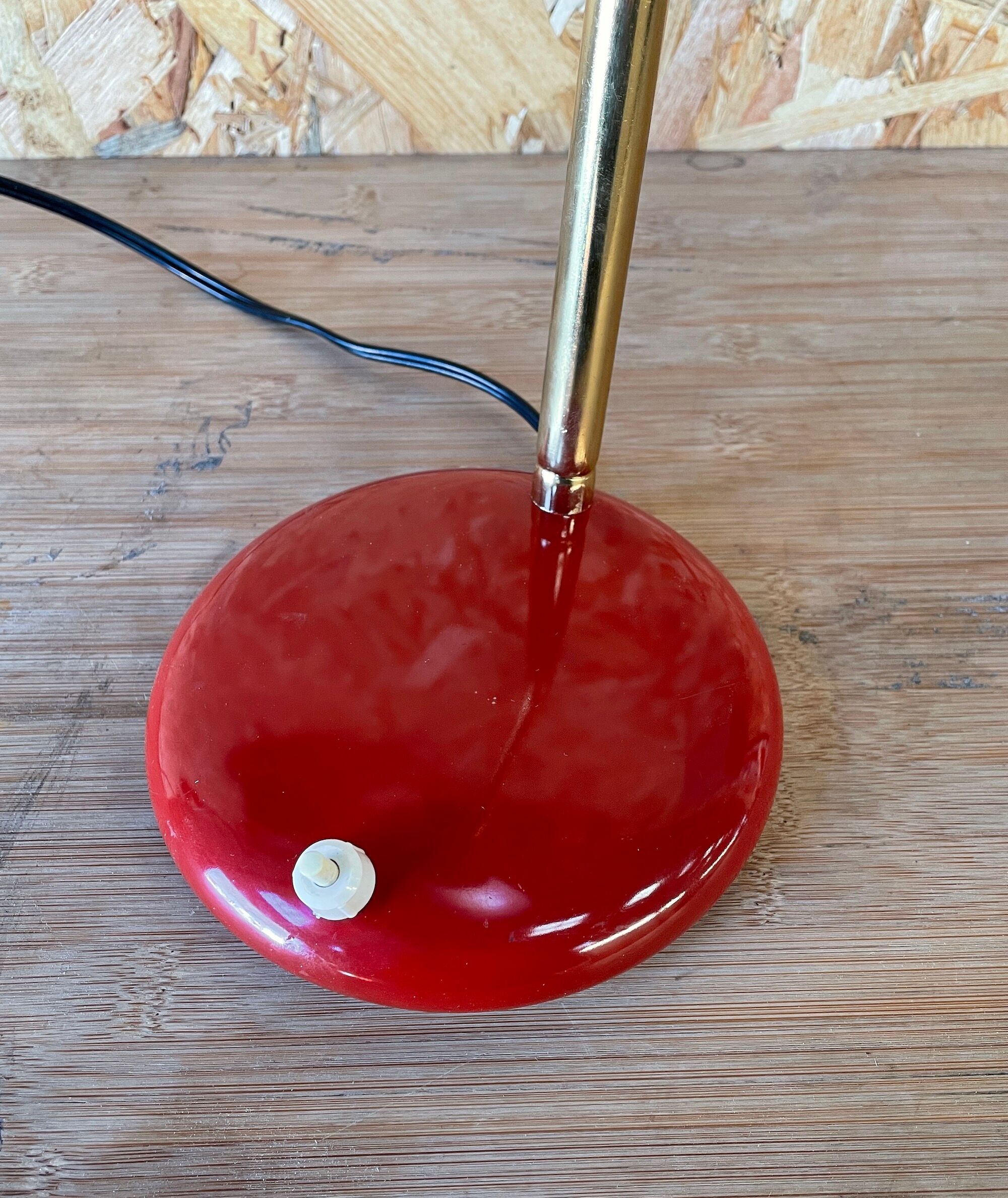 Vintage burgundy red table lamp - 1950s