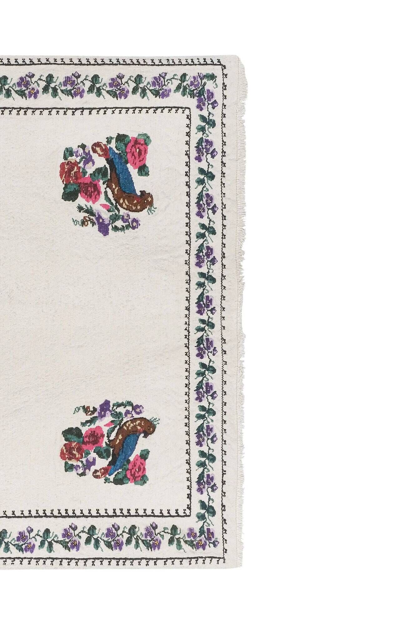 Vintage Turkish kilim, handwoven, 115x144 cm.